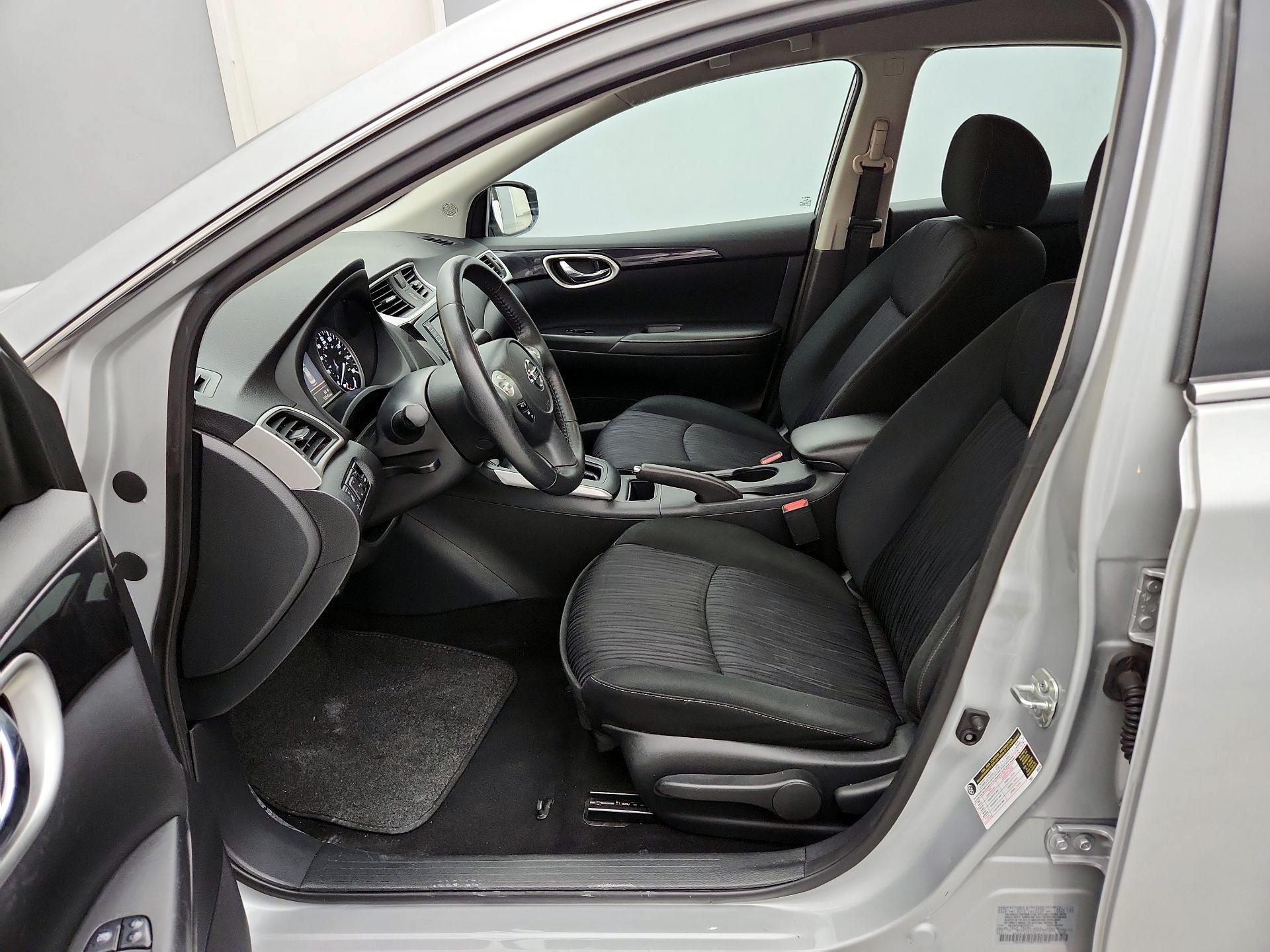 Thumbnail: 2019 Nissan Sentra - 11