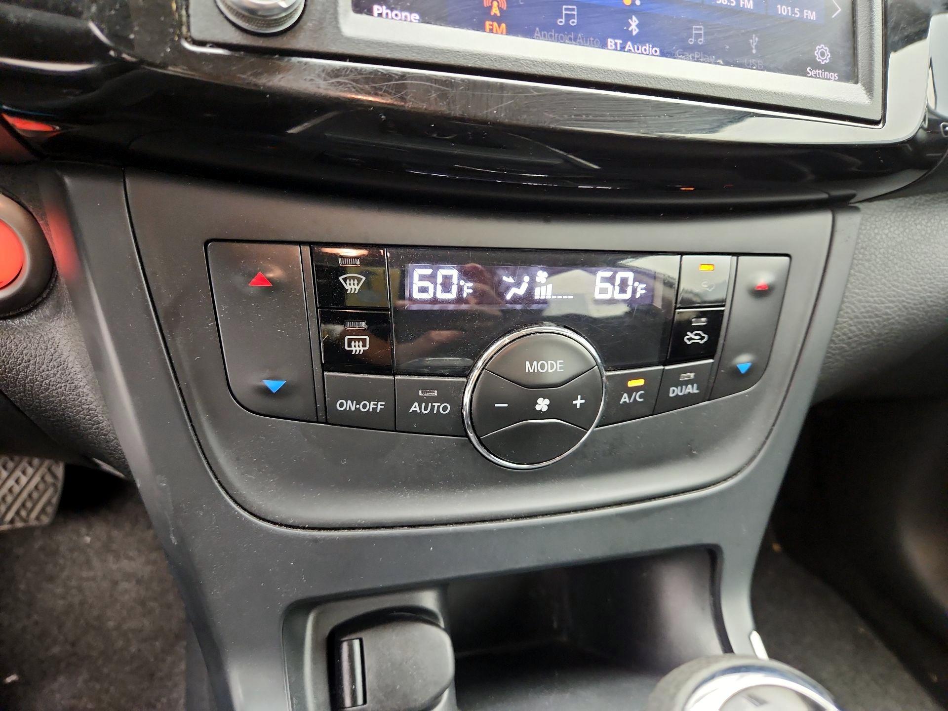 Thumbnail: 2019 Nissan Sentra - 16