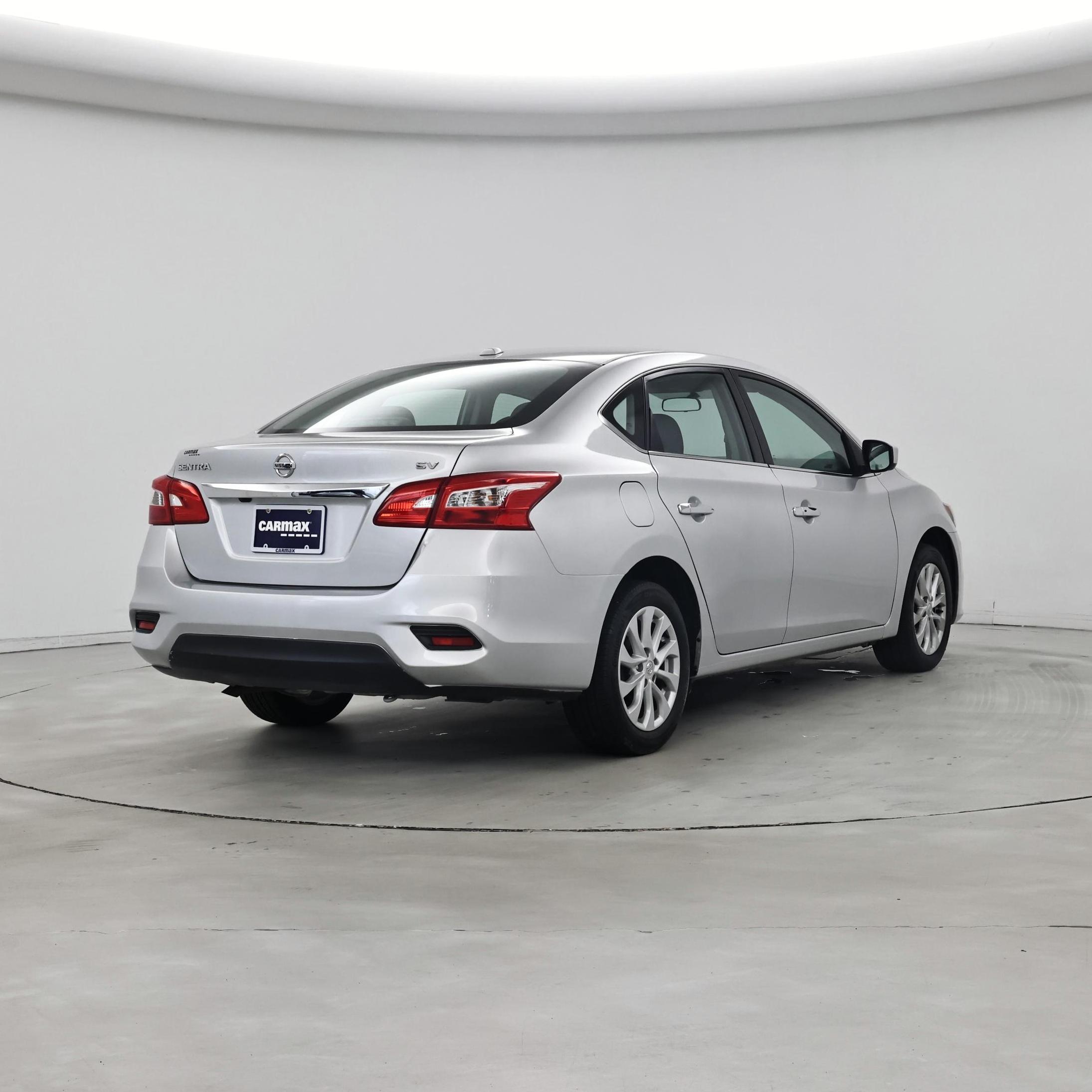 Thumbnail: 2019 Nissan Sentra - 8