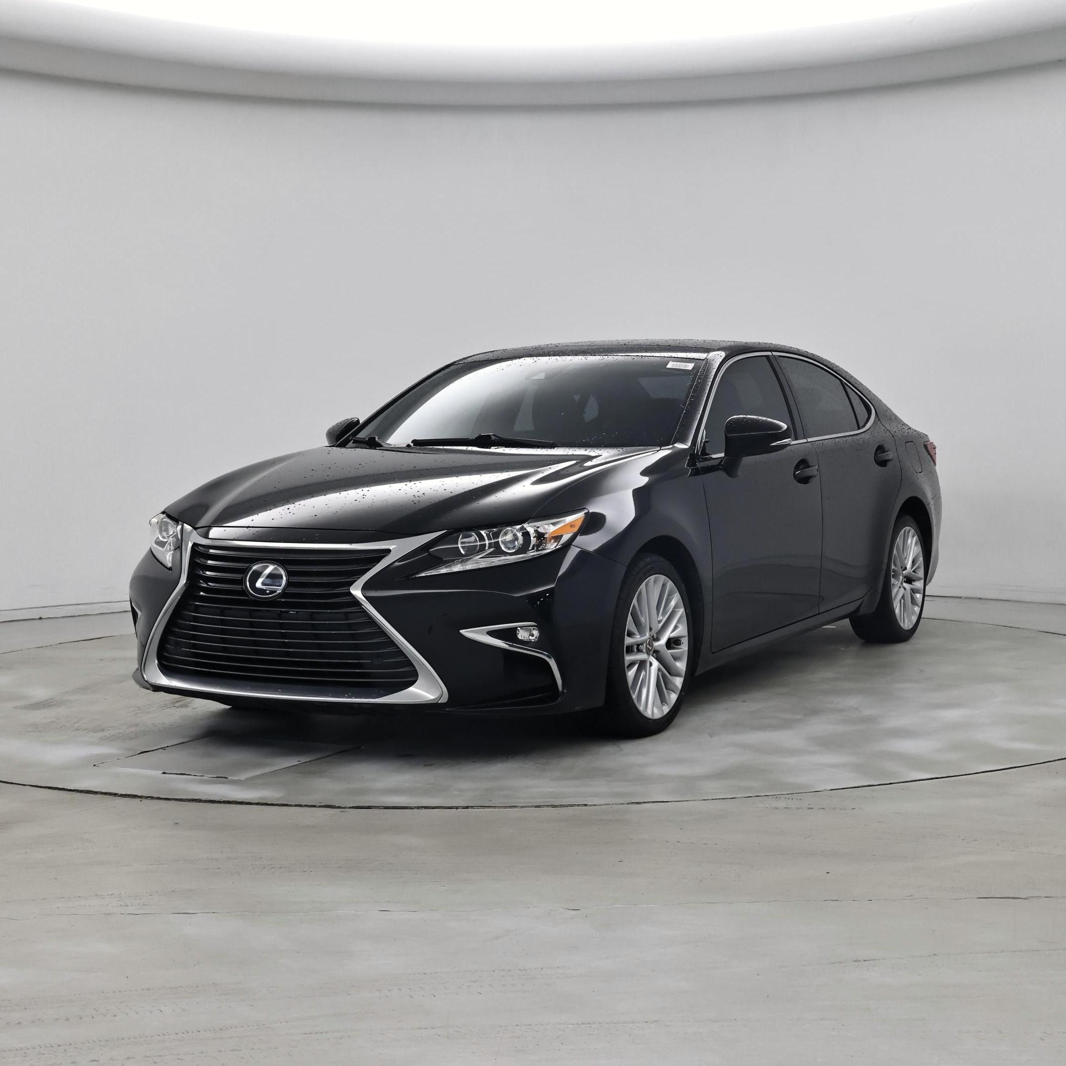 Thumbnail: 2018 Lexus ES - 4
