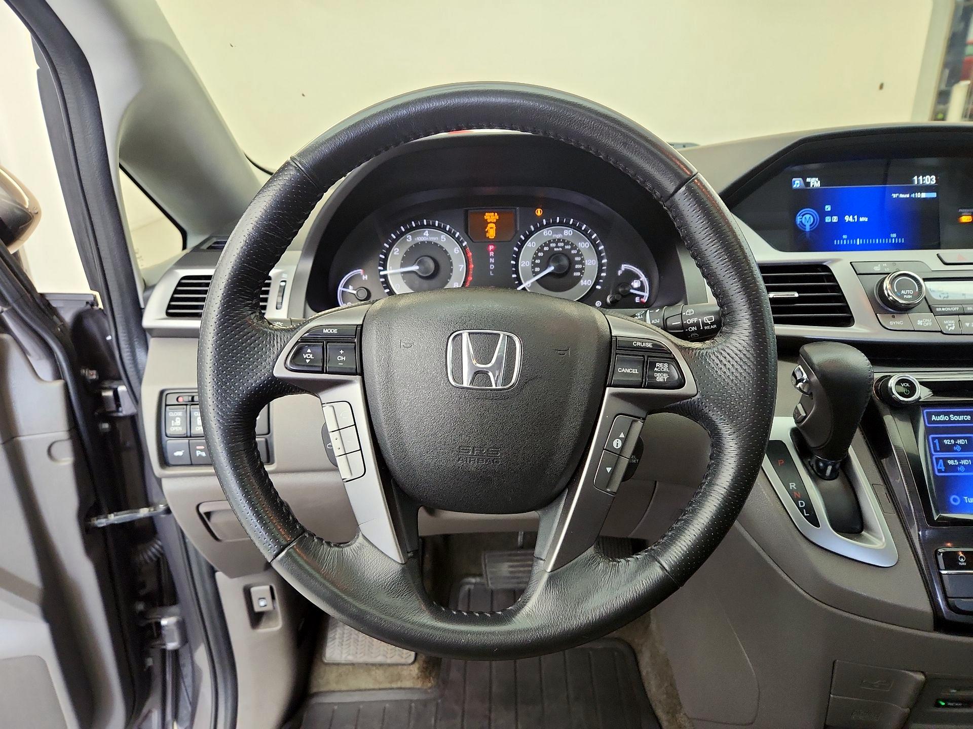 Thumbnail: 2014 Honda Odyssey - 10