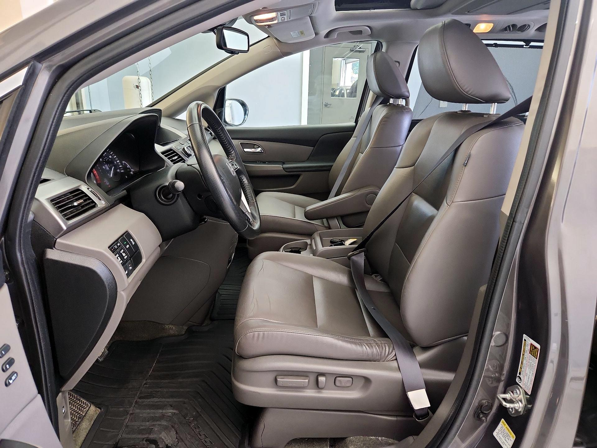 Thumbnail: 2014 Honda Odyssey - 11