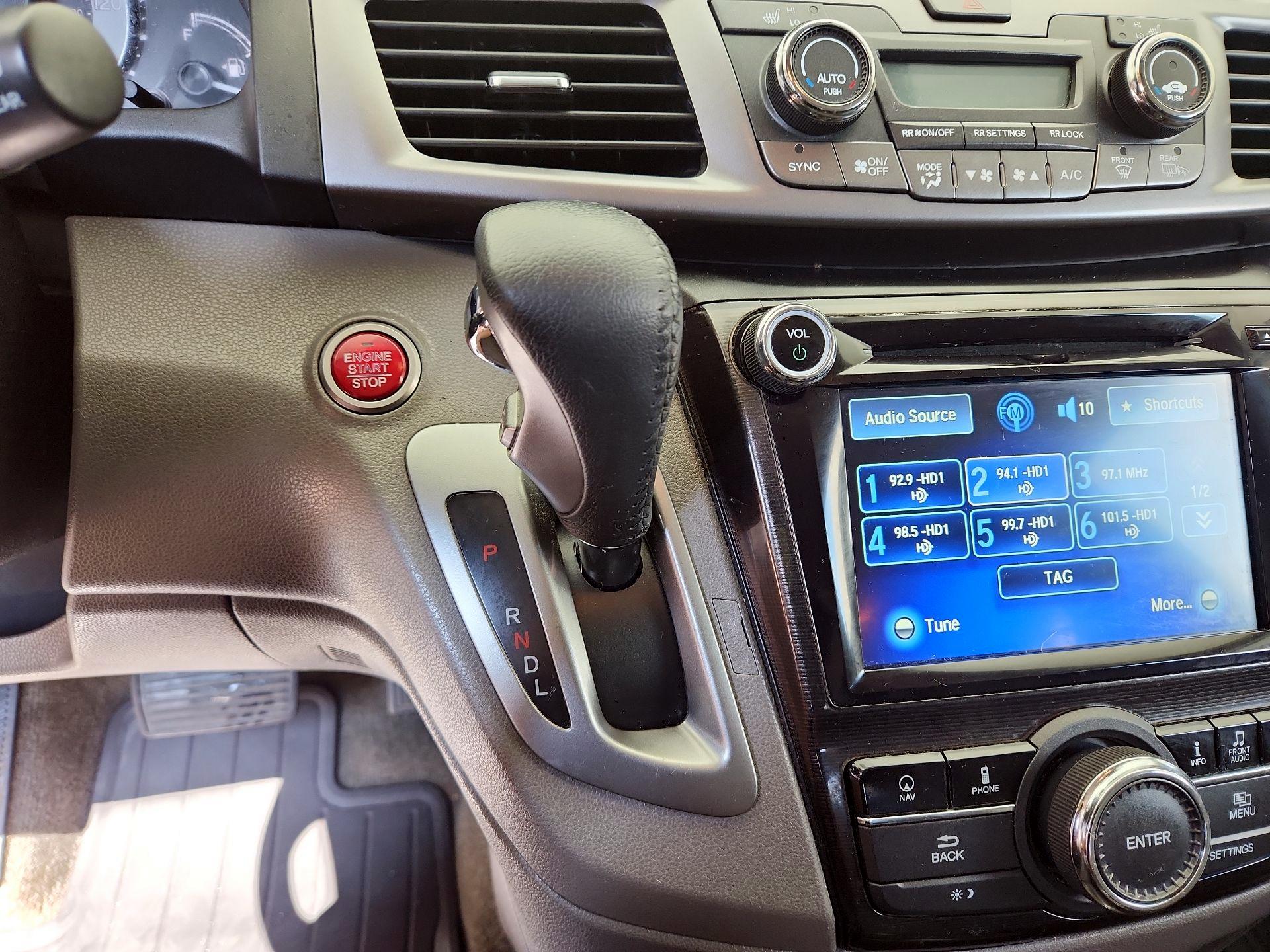 Thumbnail: 2014 Honda Odyssey - 17