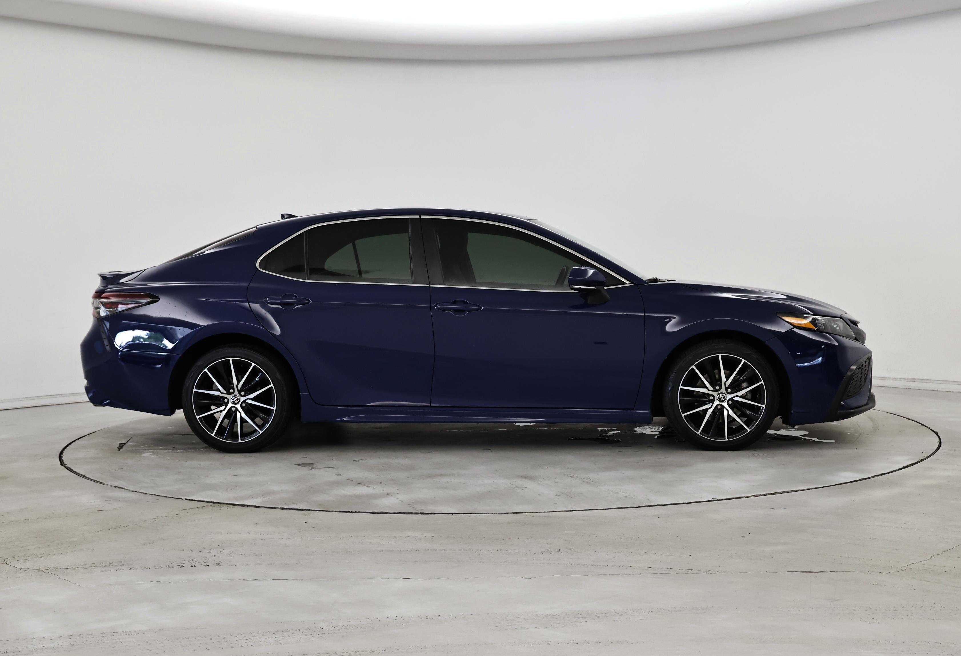 Thumbnail: 2023 Toyota Camry - 7