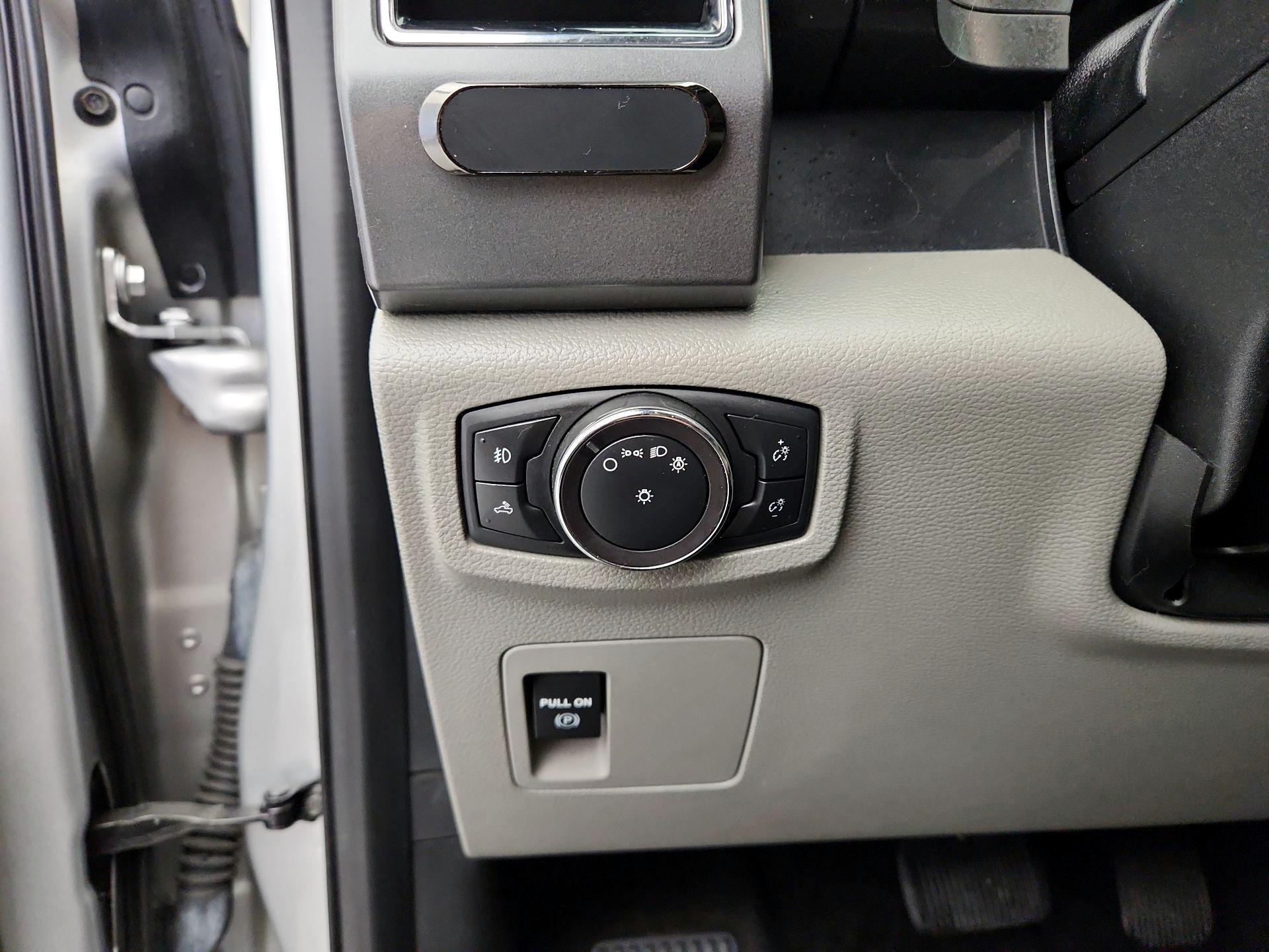Thumbnail: 2019 Ford F-150 - 13