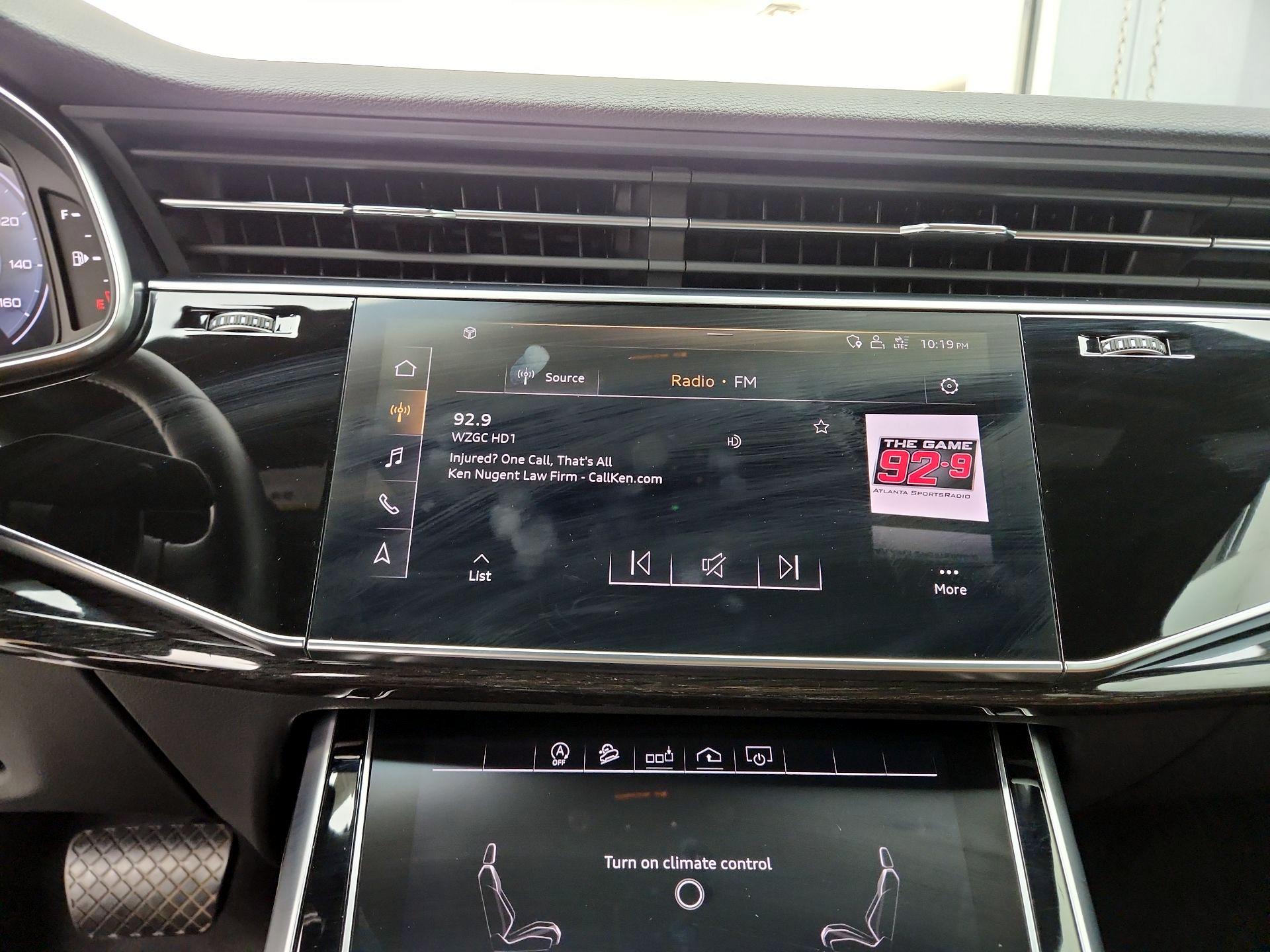 Thumbnail: 2020 Audi Q7 - 16