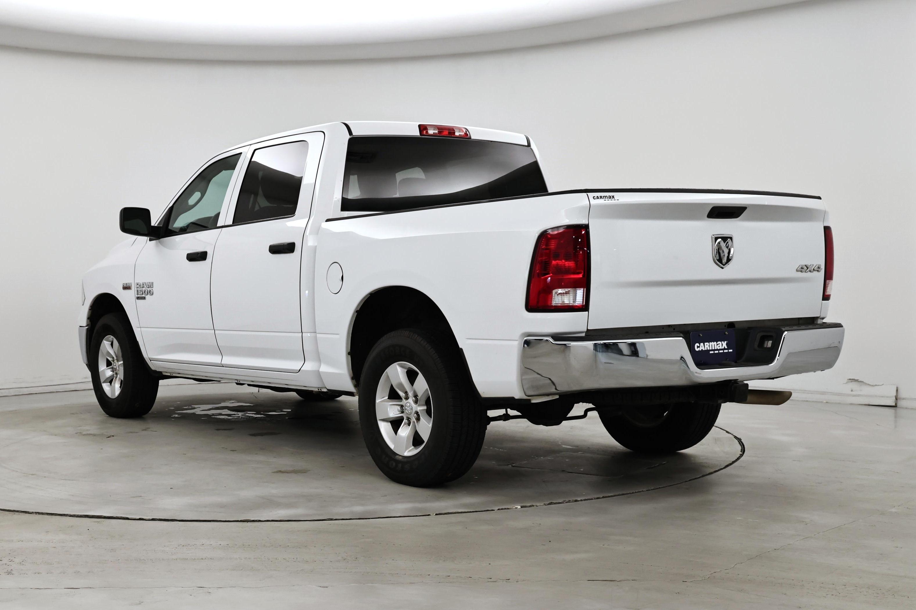 Thumbnail: 2021 RAM 1500 Classic - 2