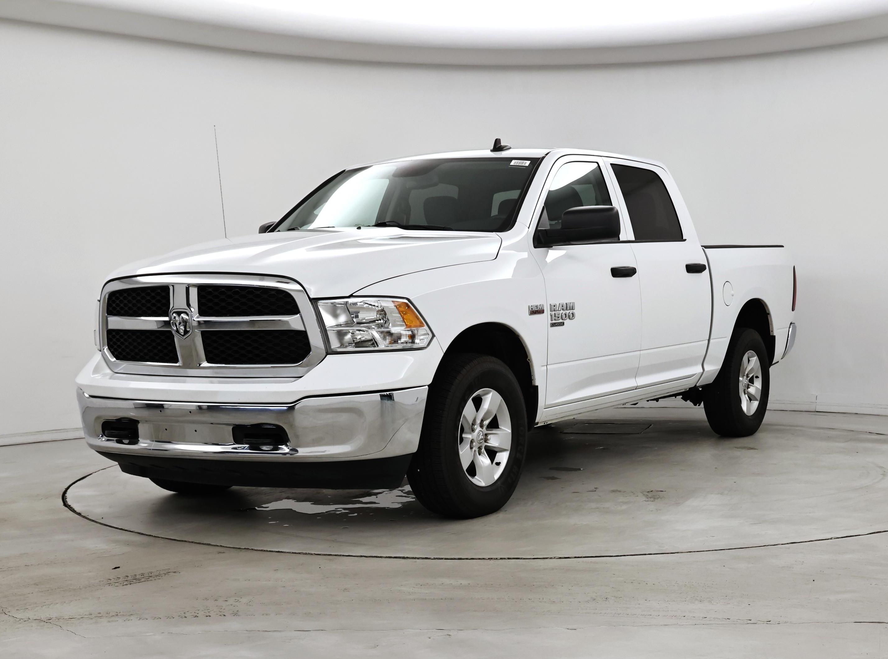 Thumbnail: 2021 RAM 1500 Classic - 4