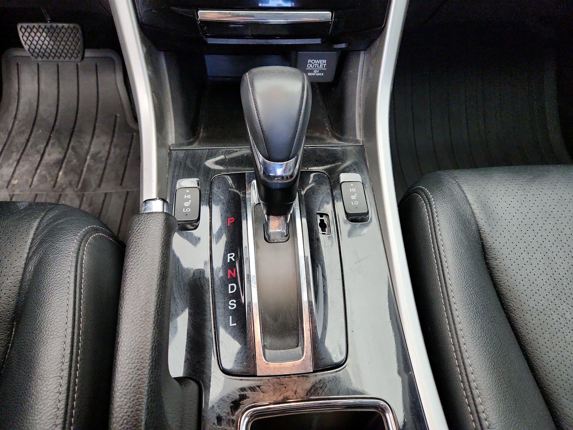 Thumbnail: 2017 Honda Accord - 17
