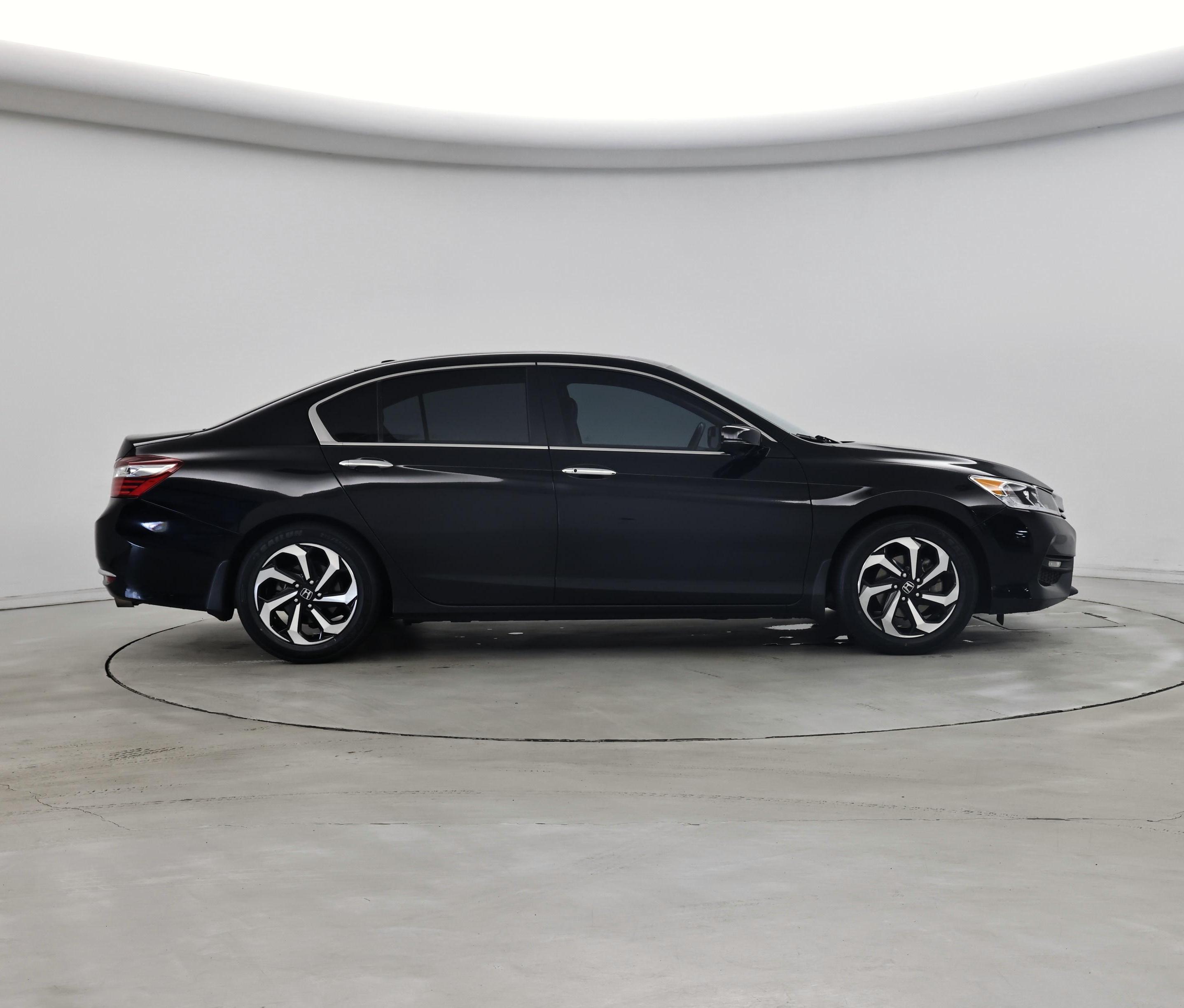 Thumbnail: 2017 Honda Accord - 7