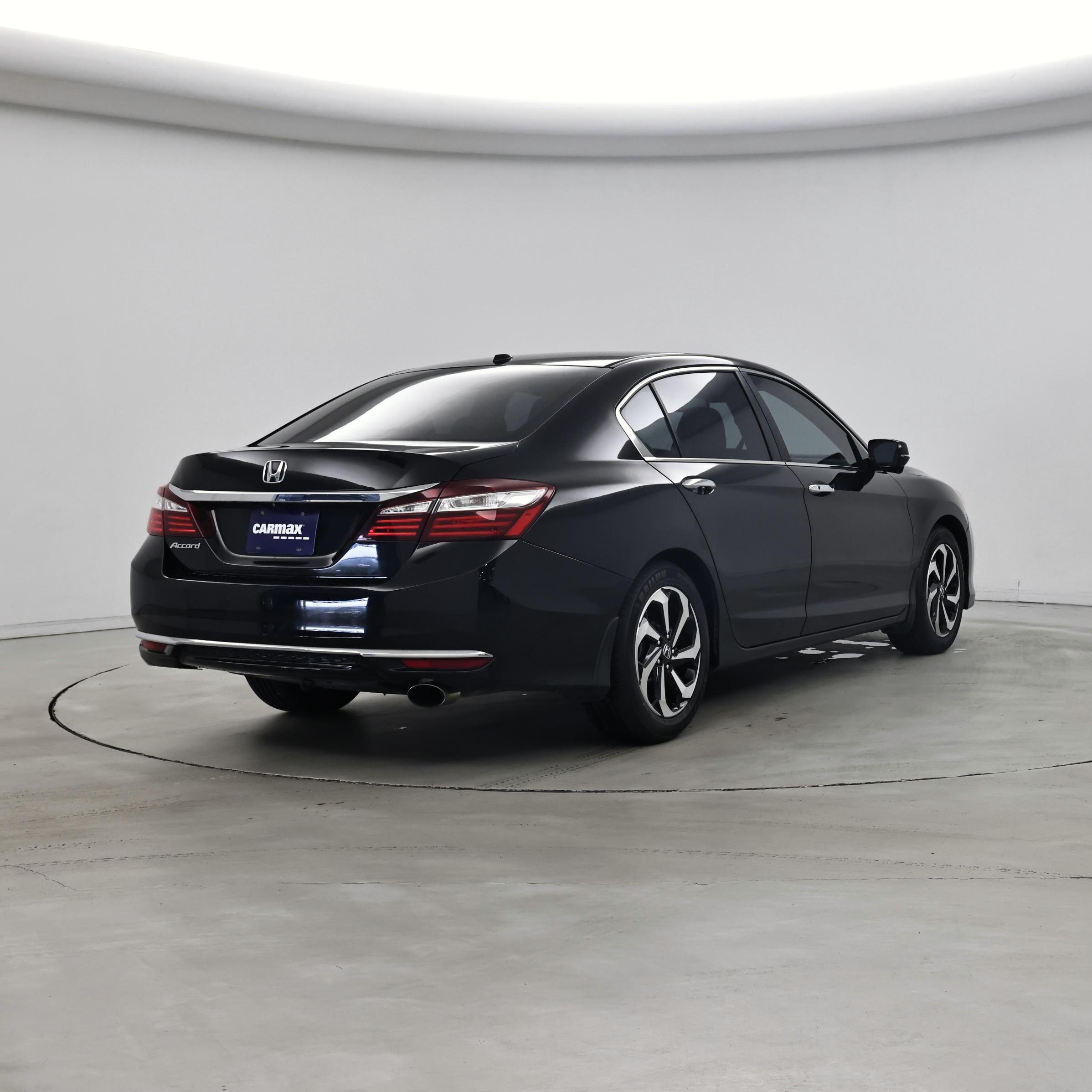 Thumbnail: 2017 Honda Accord - 8