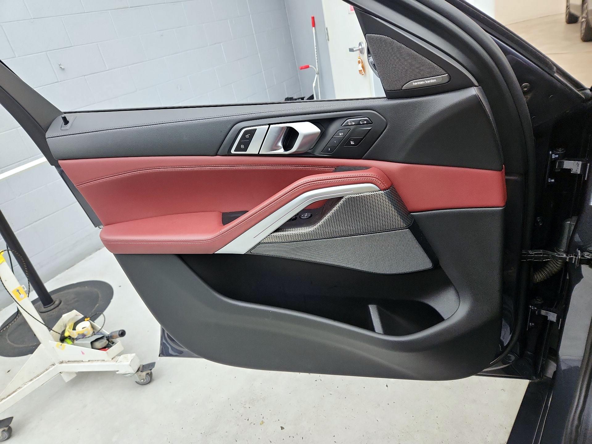 Thumbnail: 2020 BMW X6 - 12
