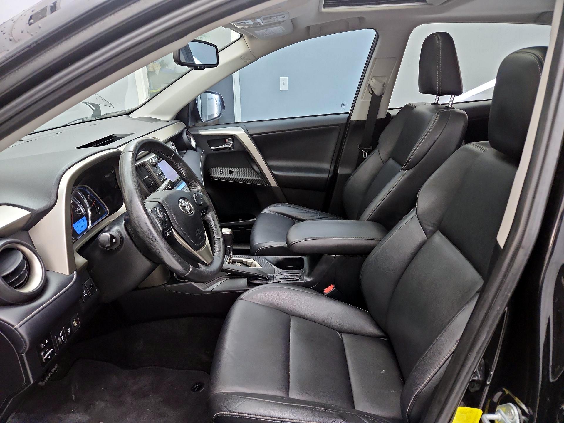 Thumbnail: 2013 Toyota RAV4 - 11