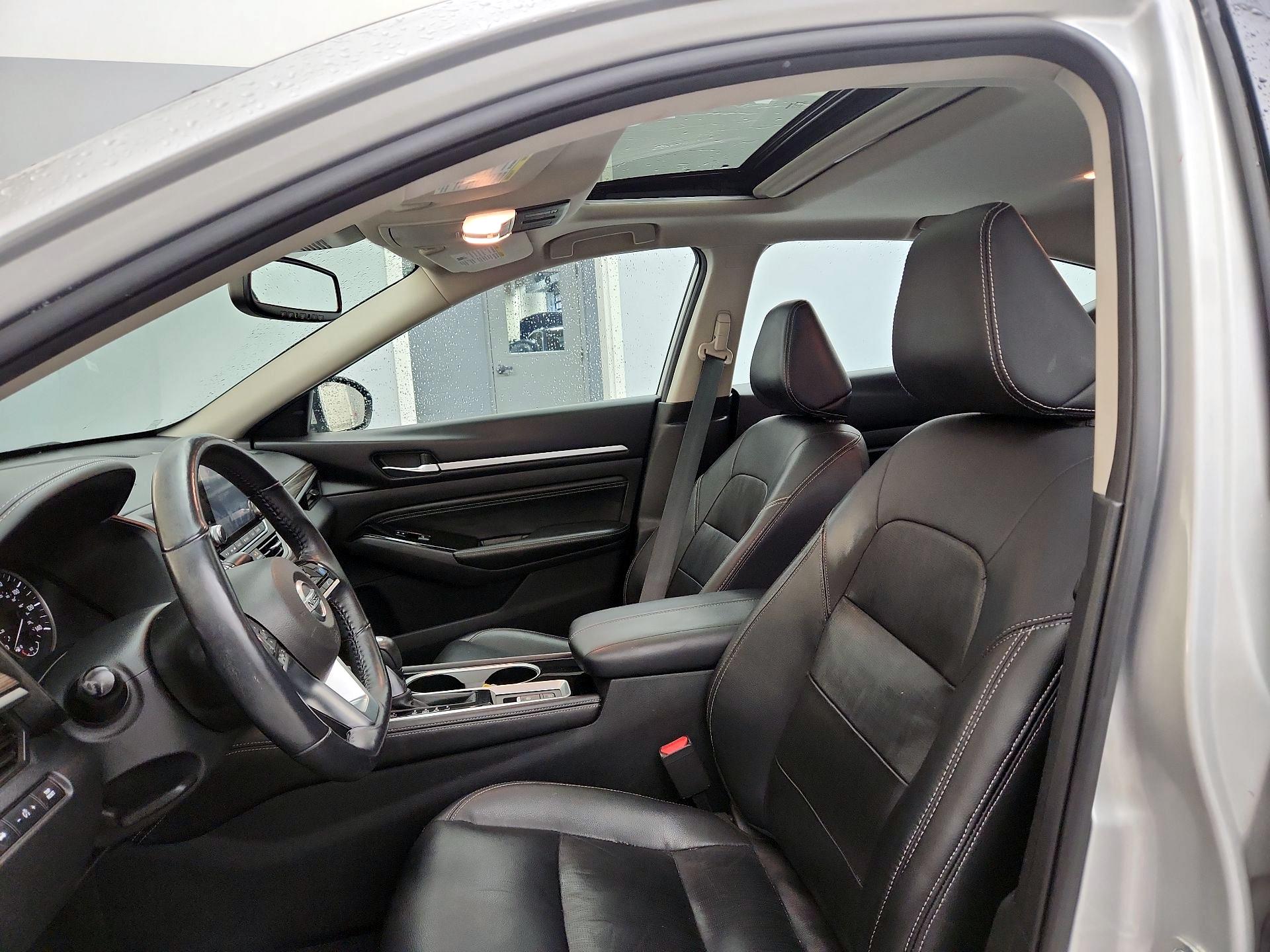 Thumbnail: 2020 Nissan Altima - 19