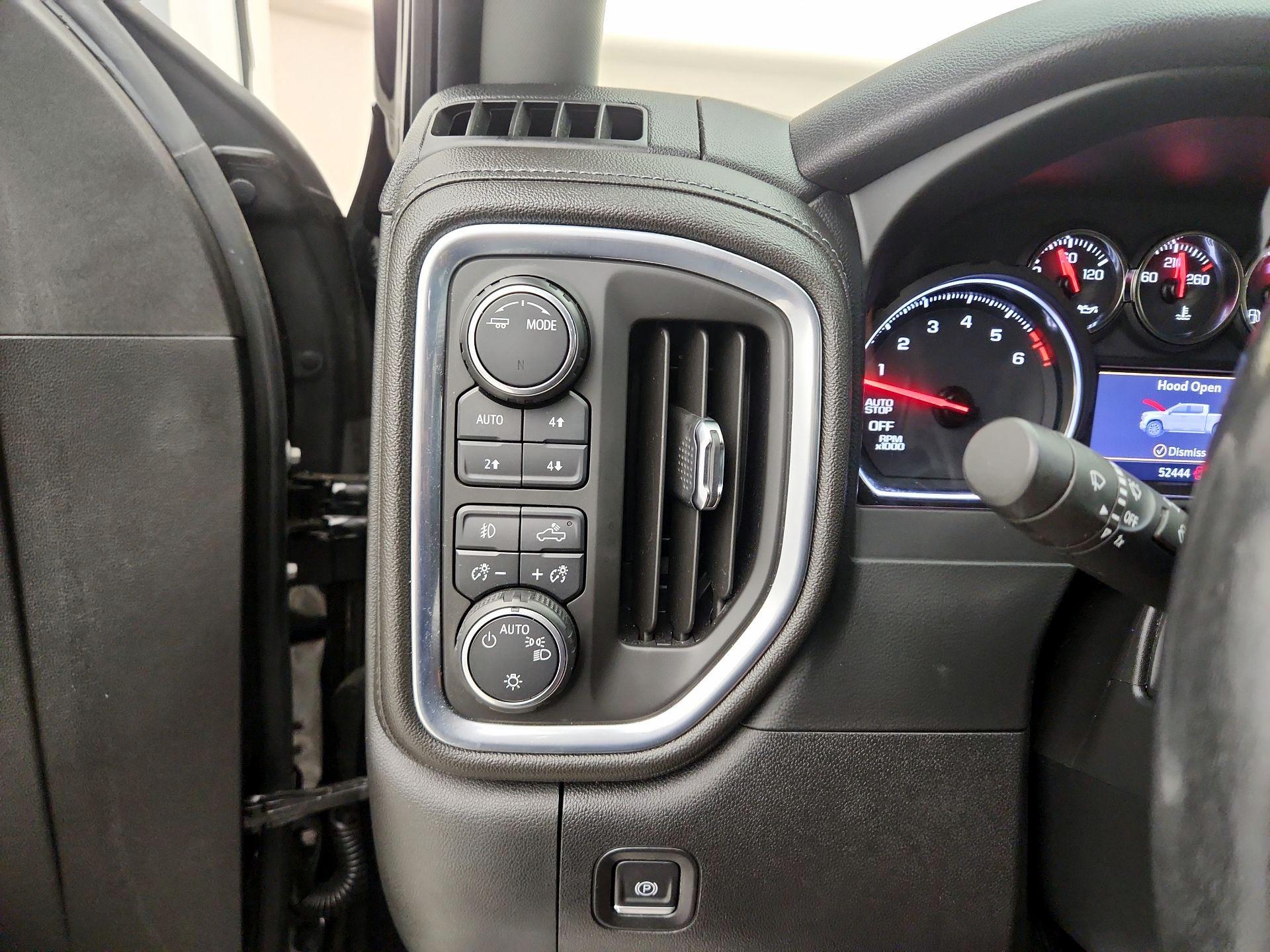Thumbnail: 2020 Chevrolet Silverado 1500 - 13