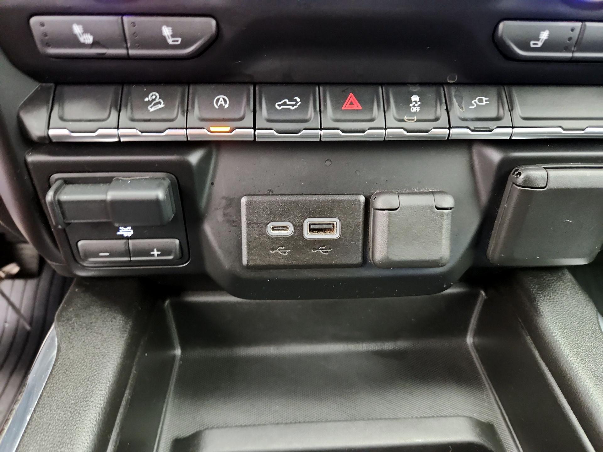 Thumbnail: 2020 Chevrolet Silverado 1500 - 18