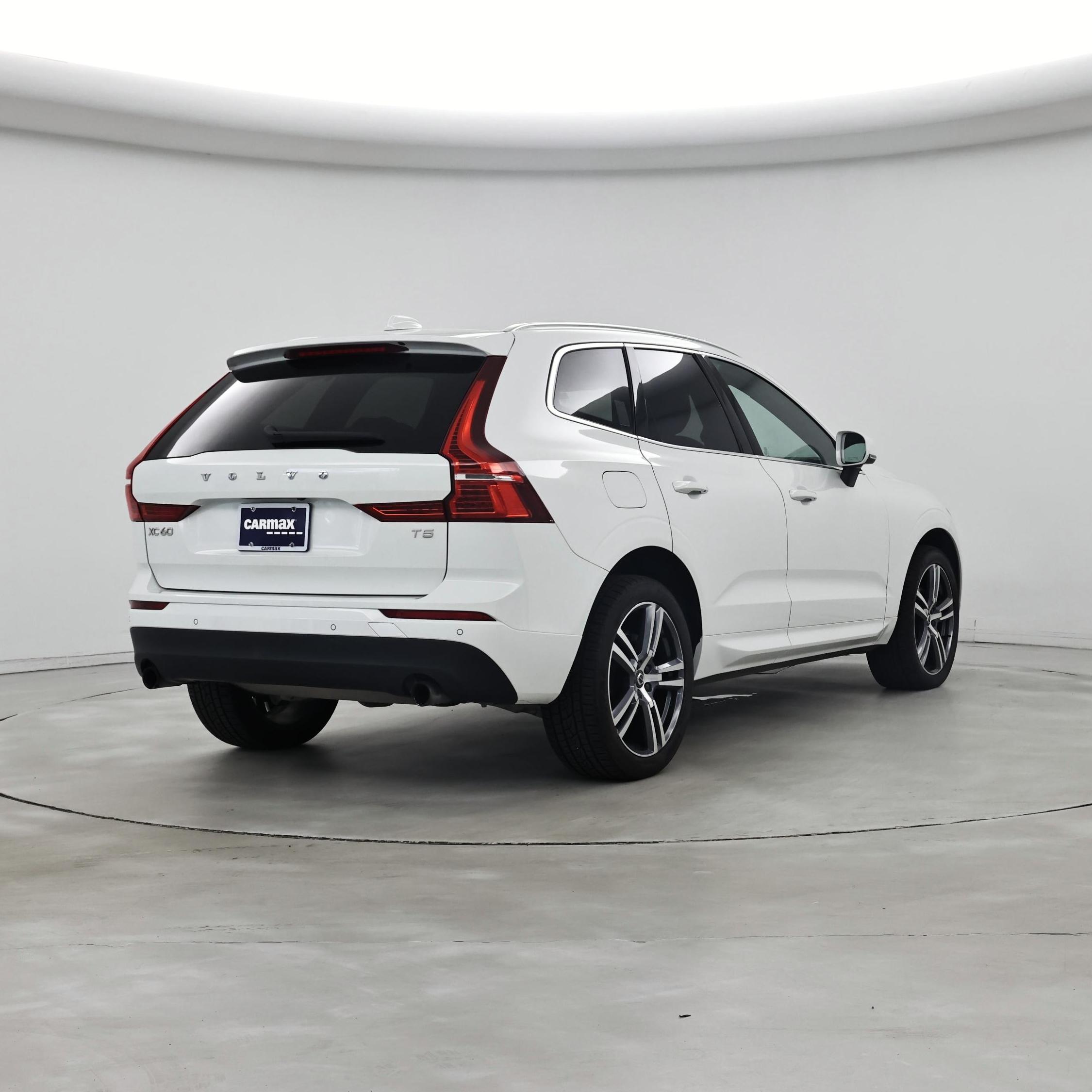 Thumbnail: 2021 Volvo XC60 - 8