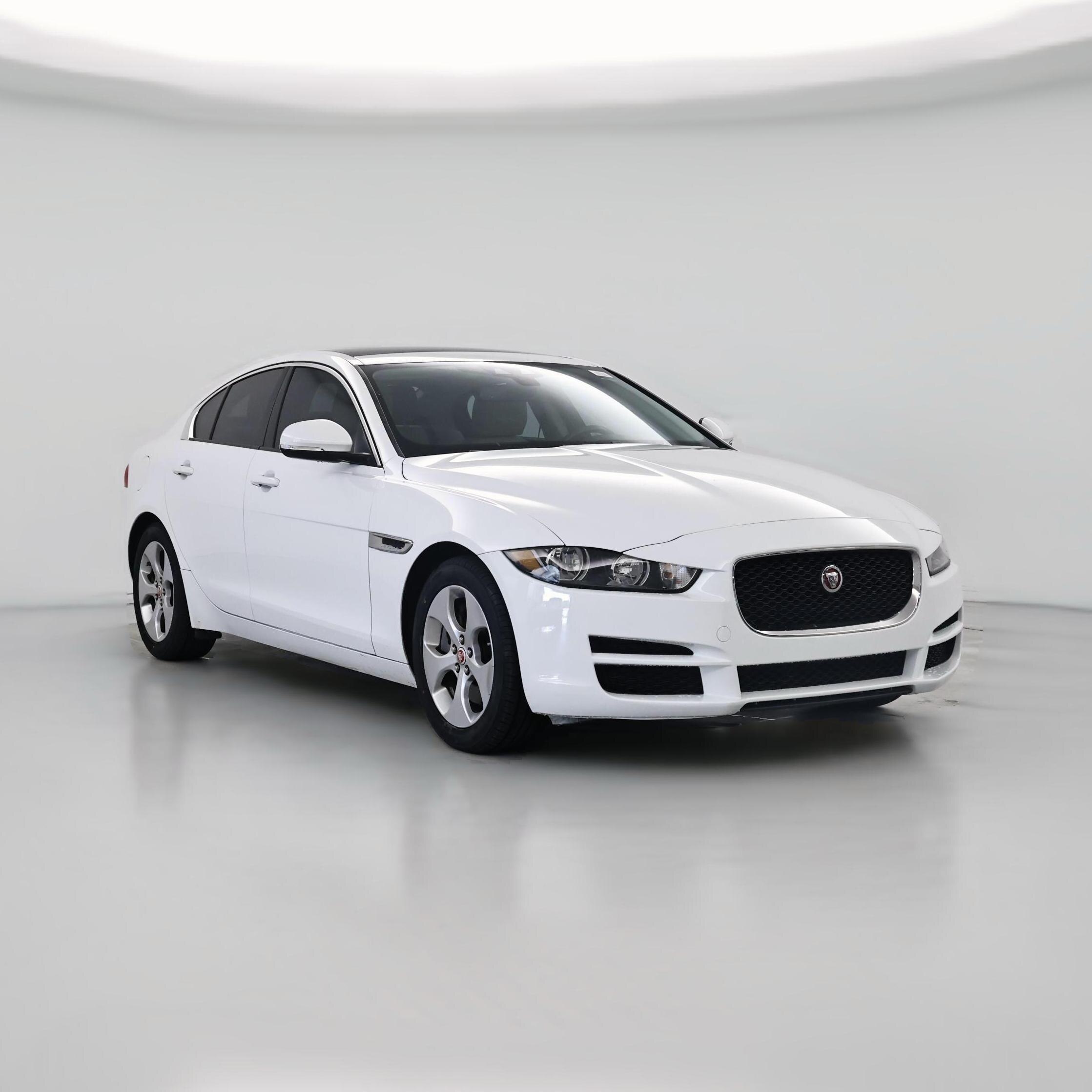 Thumbnail: 2017 Jaguar XE - 1