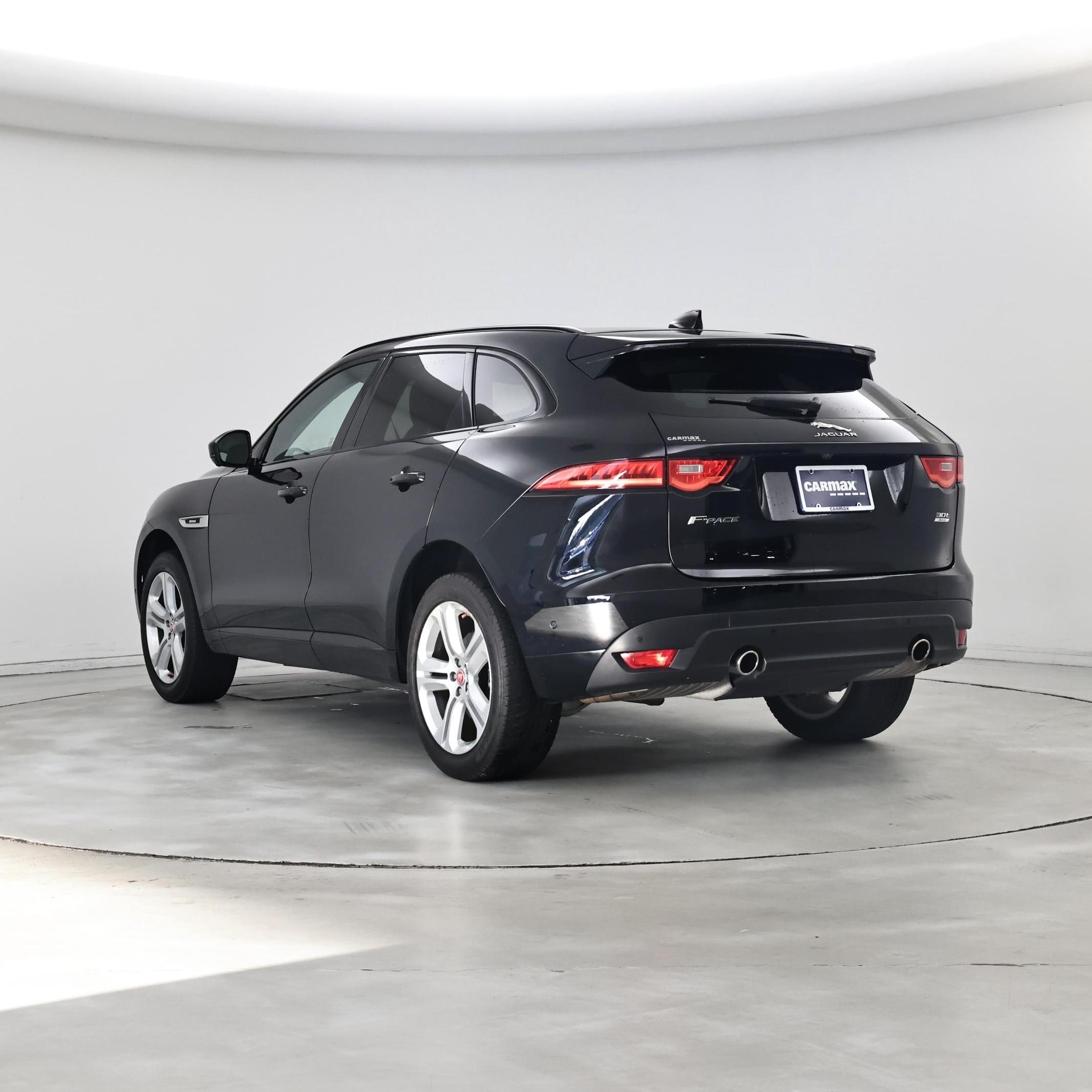 Thumbnail: 2018 Jaguar F-Pace - 2