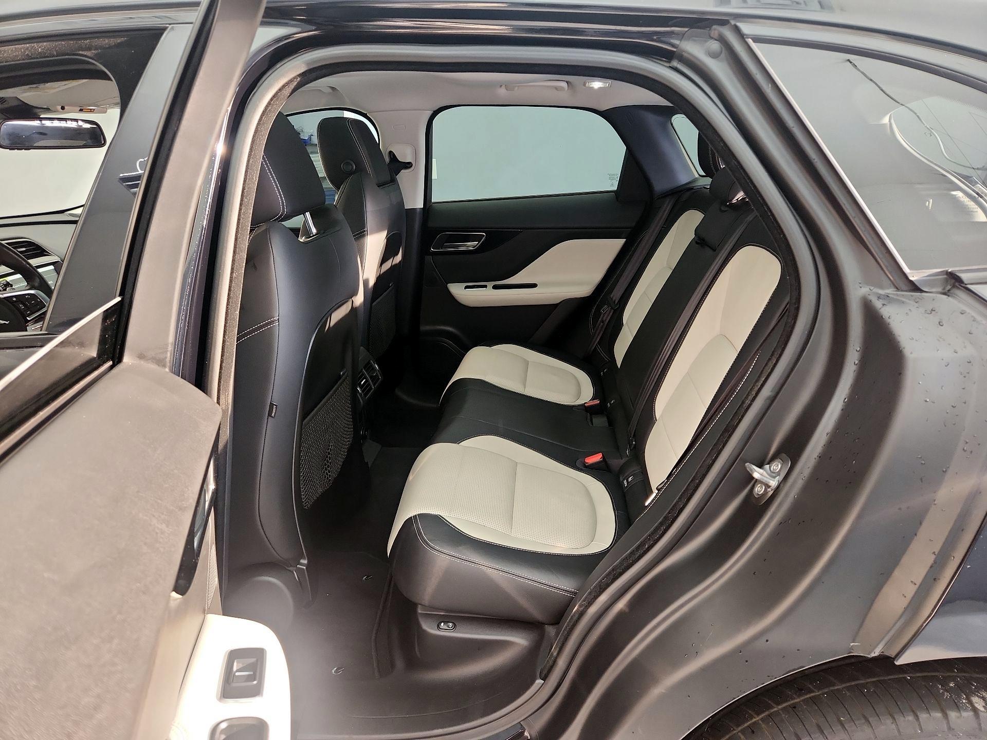 Thumbnail: 2018 Jaguar F-Pace - 20