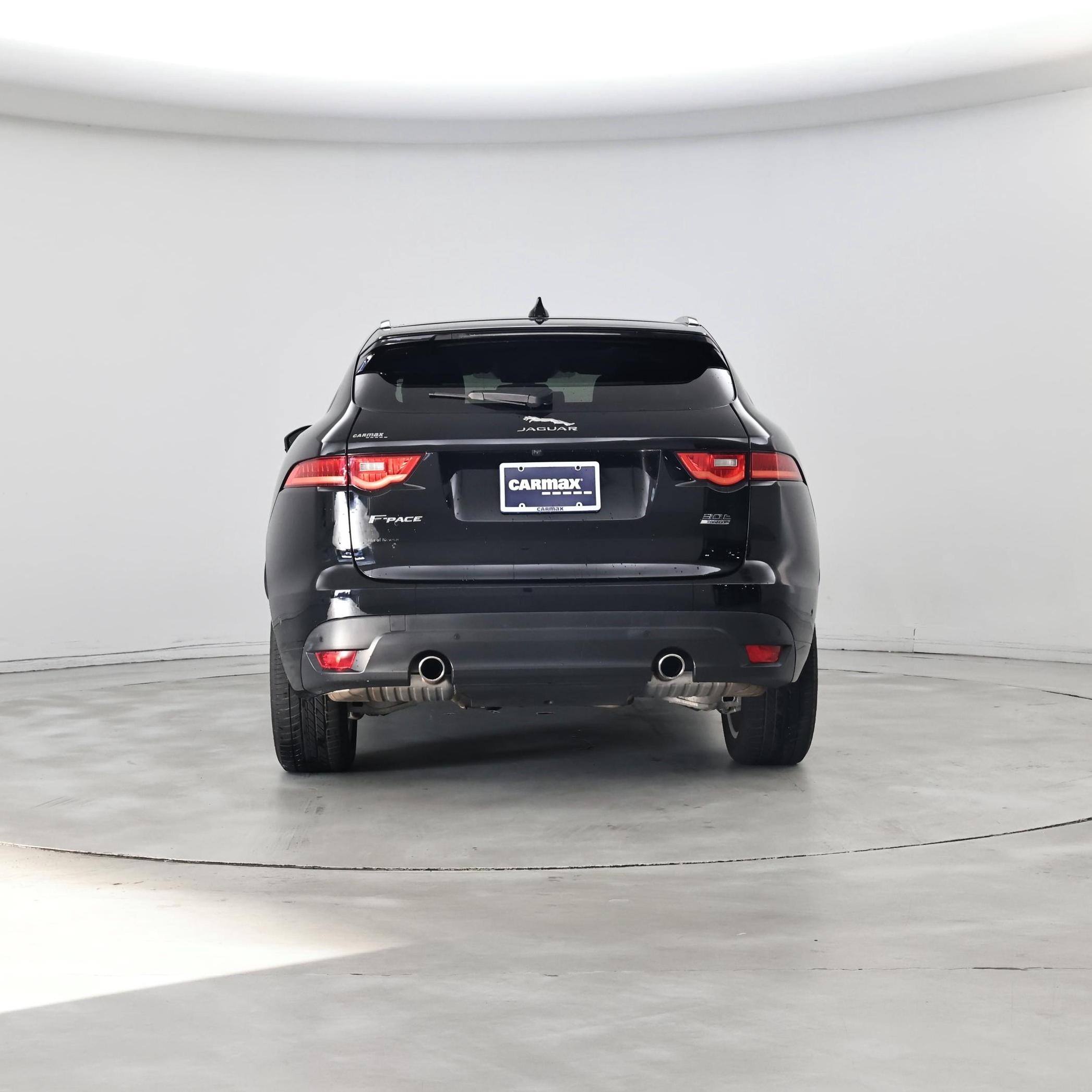 Thumbnail: 2018 Jaguar F-Pace - 6