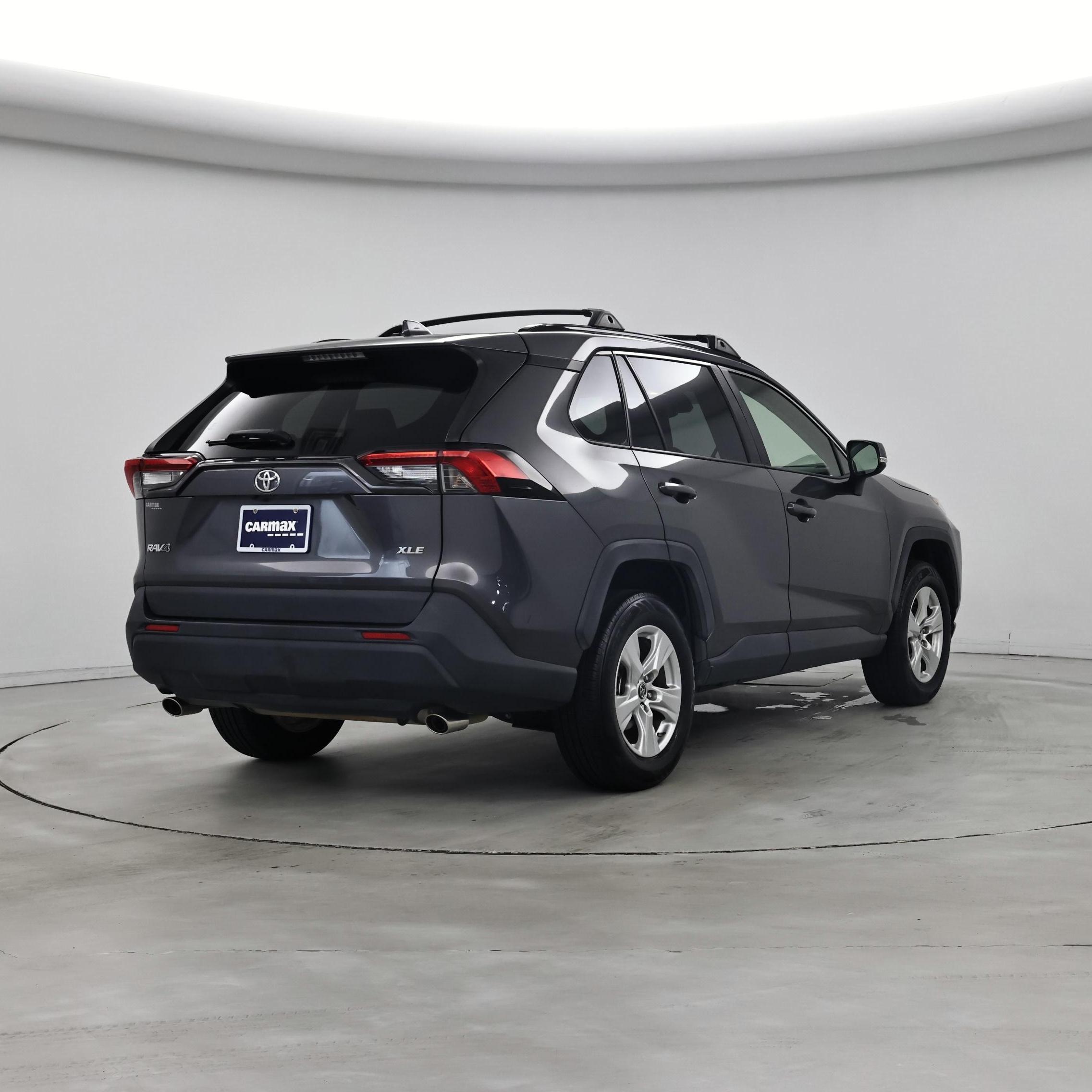 Thumbnail: 2019 Toyota RAV4 - 8