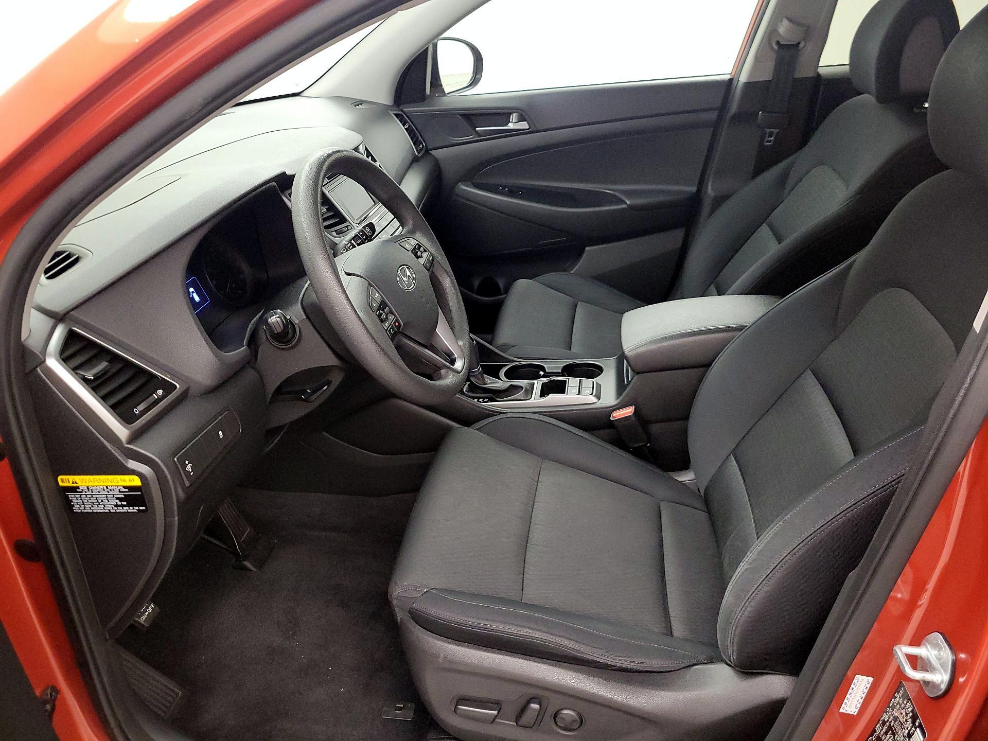 Thumbnail: 2016 Hyundai Tucson - 11
