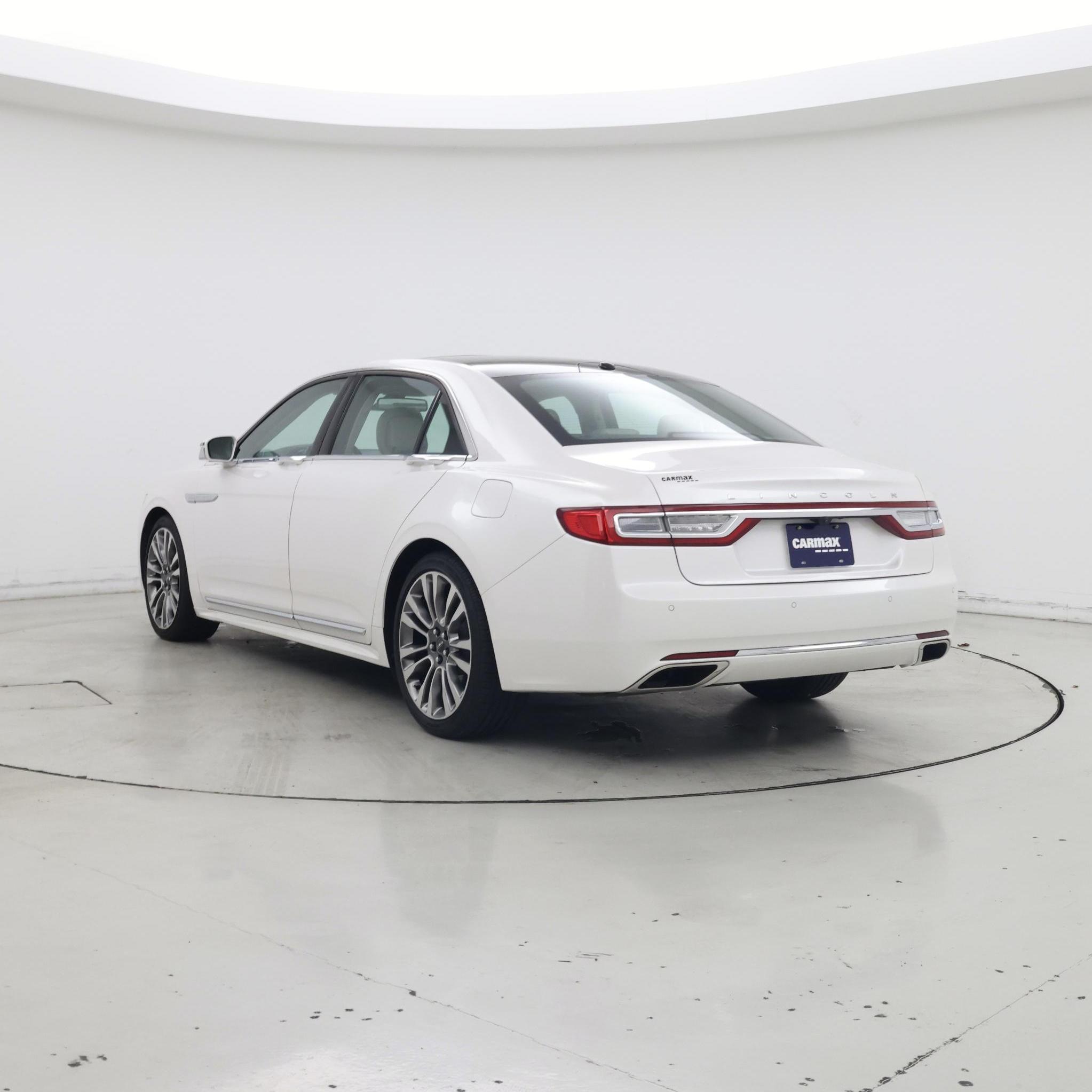 Thumbnail: 2017 Lincoln Continental - 2
