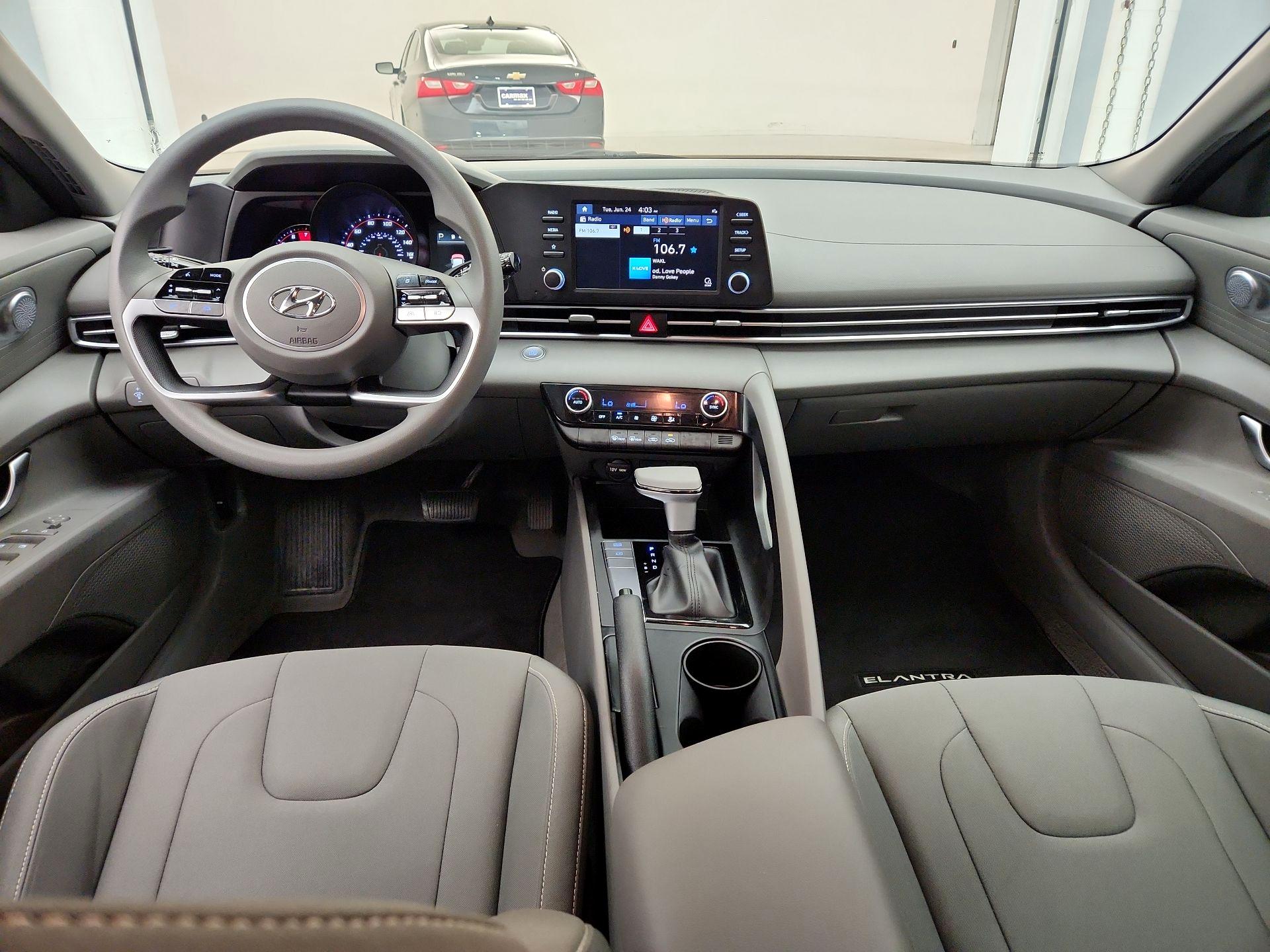 Thumbnail: 2023 Hyundai Elantra - 9
