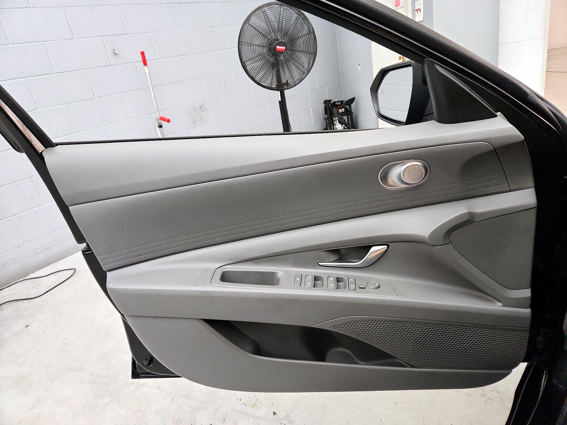 Thumbnail: 2023 Hyundai Elantra - 12