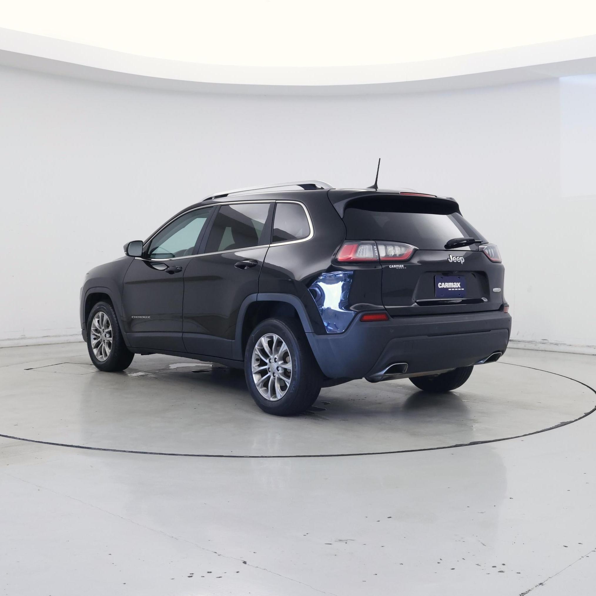 Thumbnail: 2019 Jeep Cherokee - 2