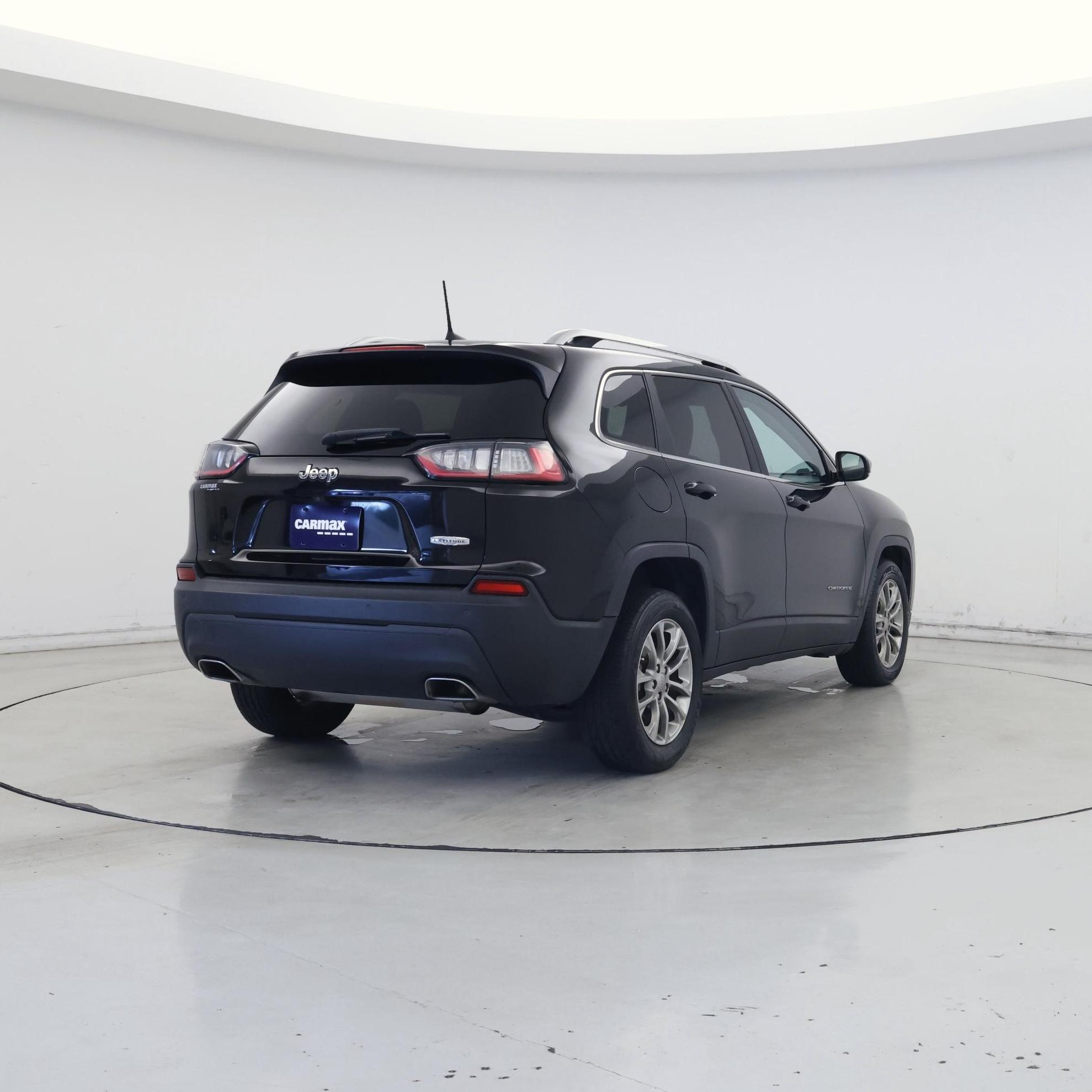 Thumbnail: 2019 Jeep Cherokee - 8