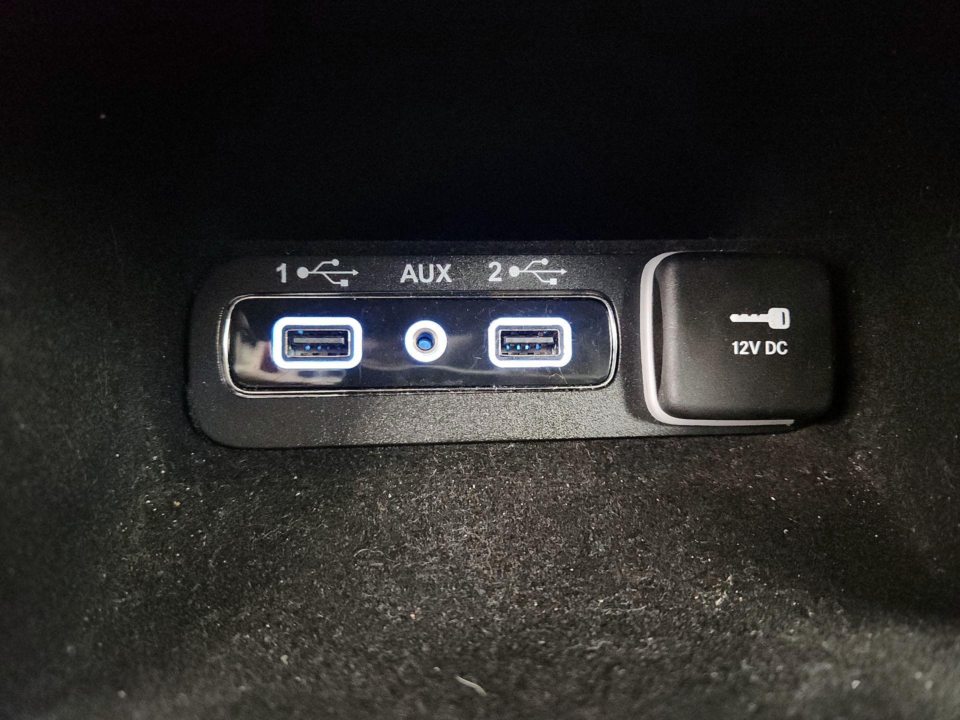 Thumbnail: 2020 Jeep Grand Cherokee - 18