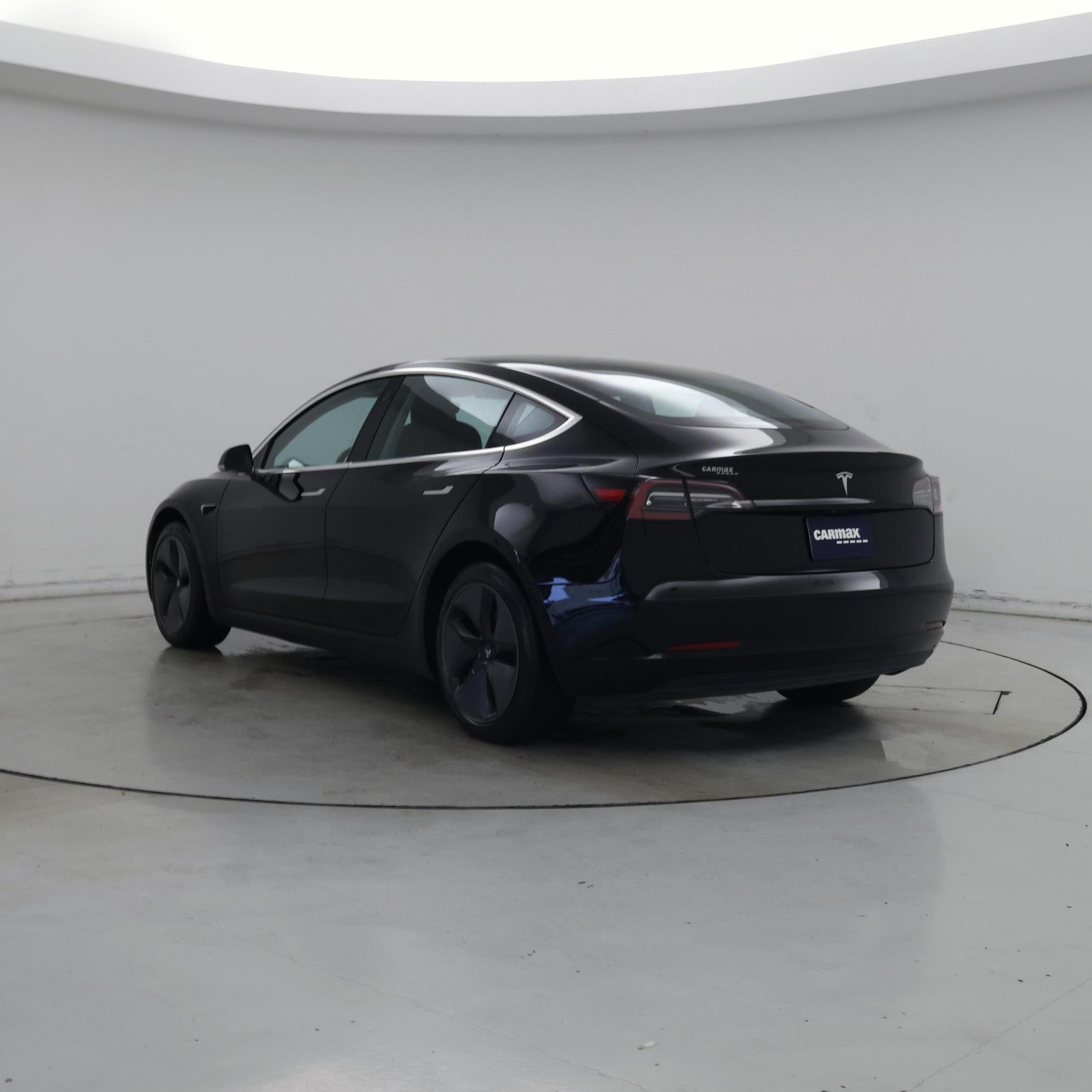 Thumbnail: 2019 Tesla Model 3 - 2
