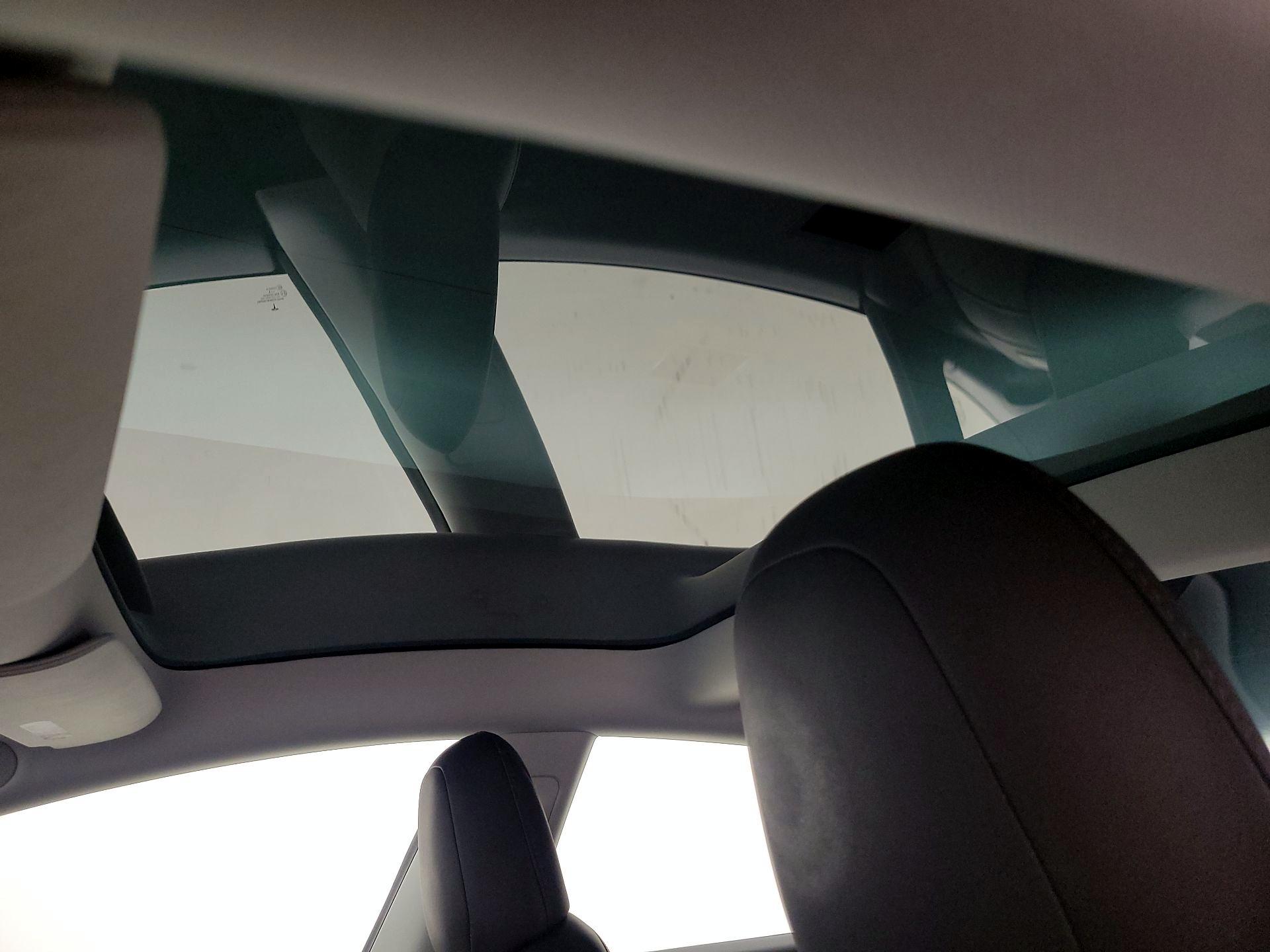 Thumbnail: 2019 Tesla Model 3 - 19