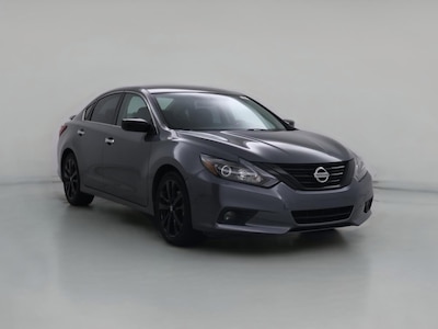 Gray 2018 Nissan Altima SR