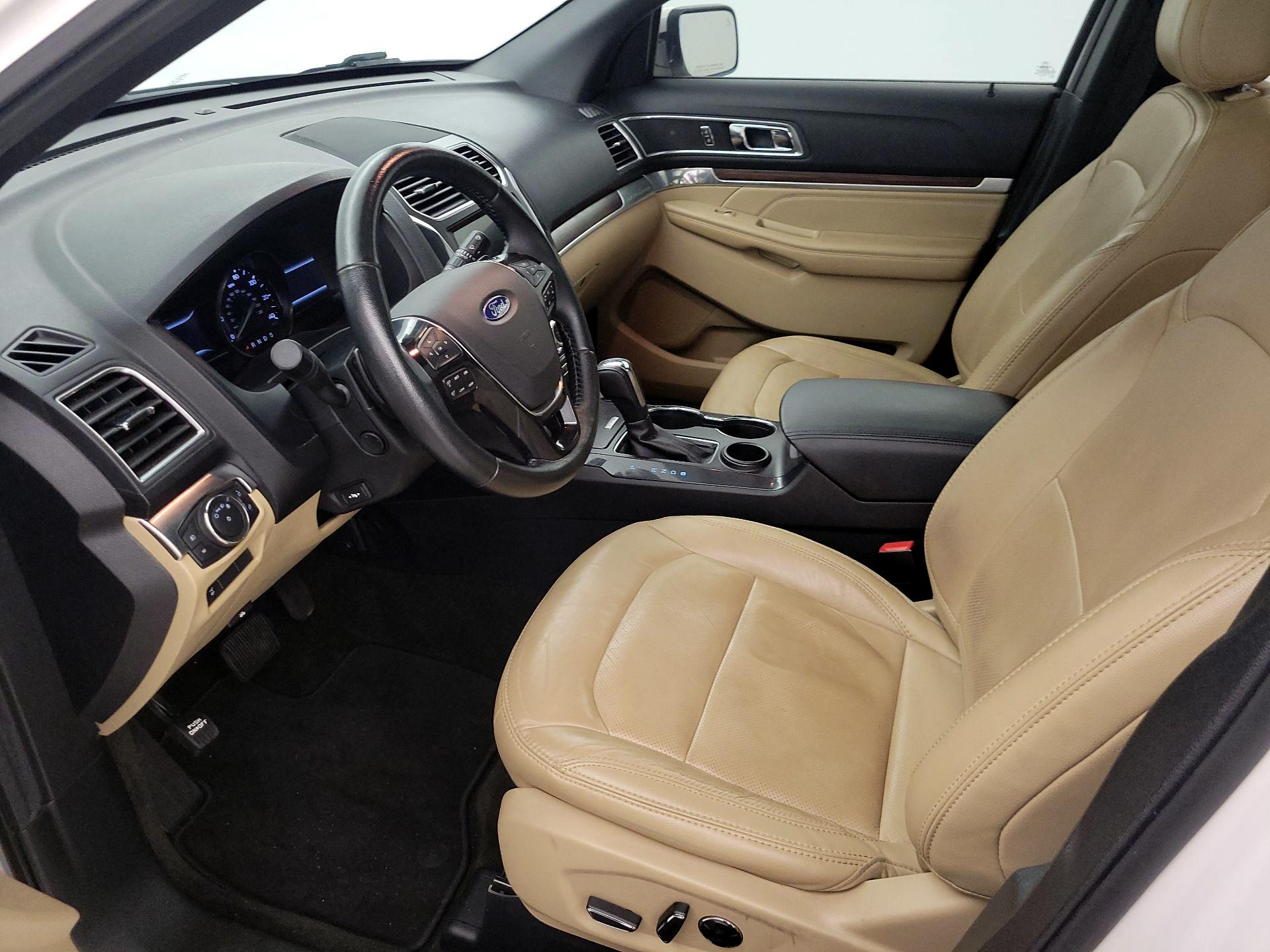 Thumbnail: 2017 Ford Explorer - 11