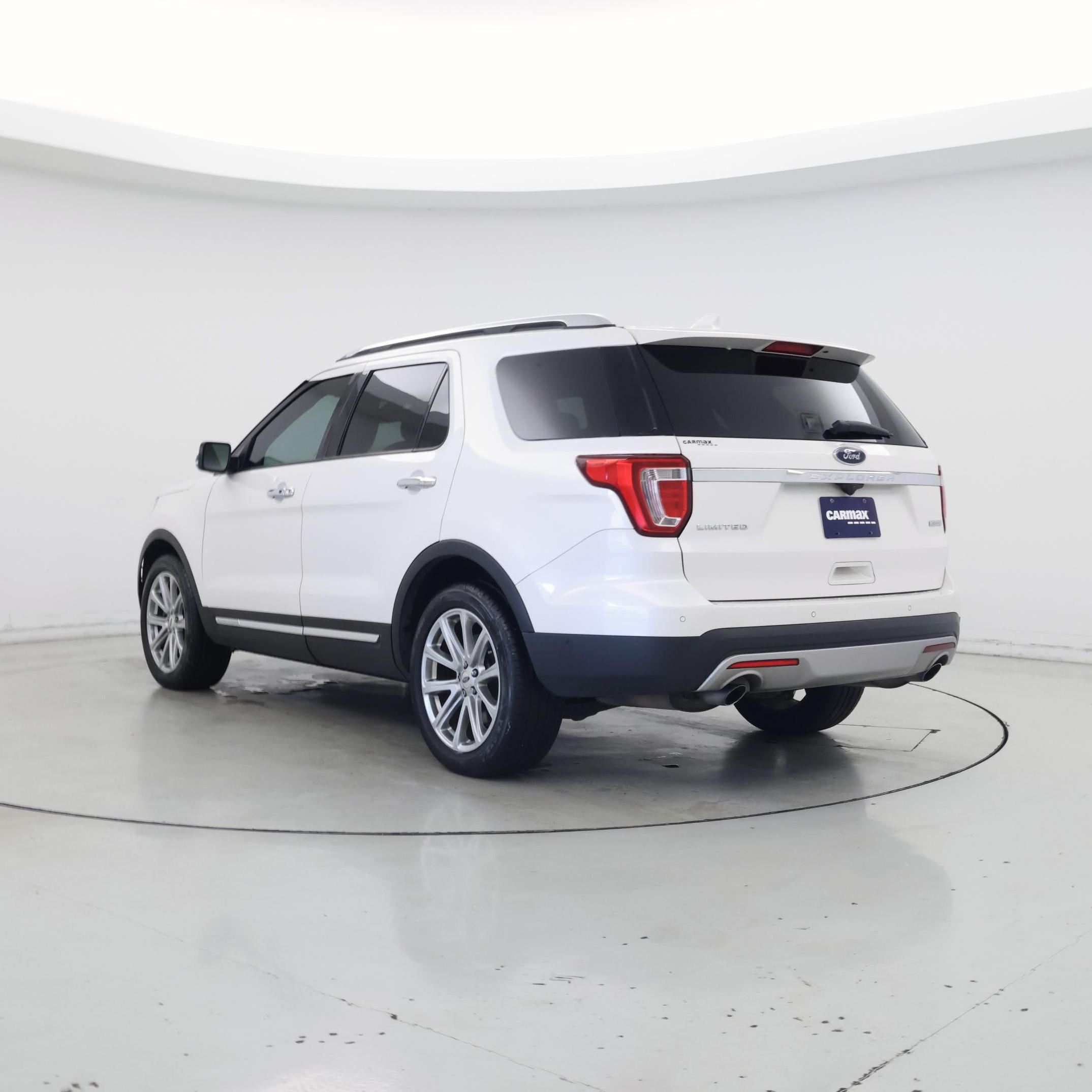 Thumbnail: 2017 Ford Explorer - 2