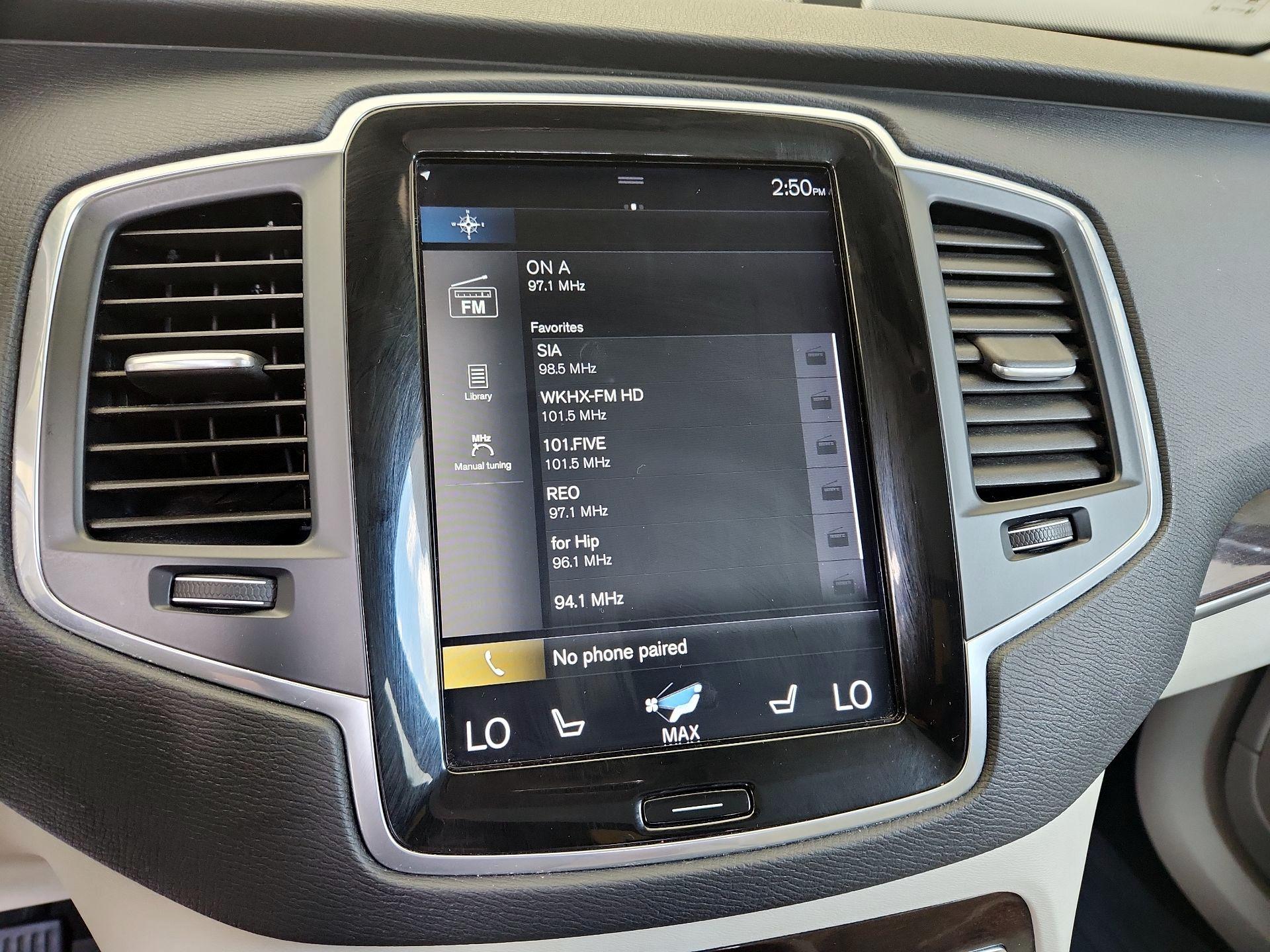 Thumbnail: 2019 Volvo XC90 - 16