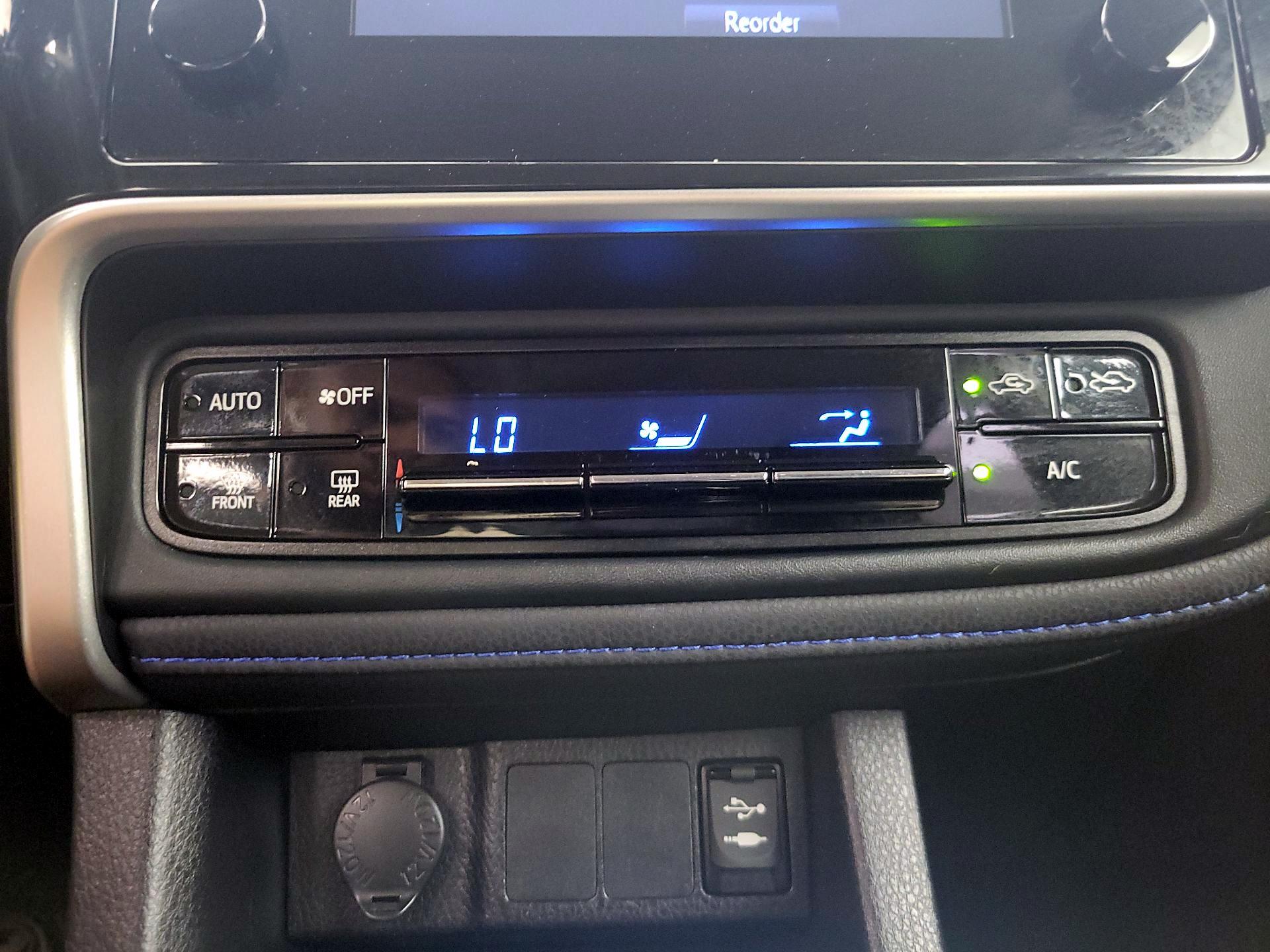 Thumbnail: 2019 Toyota Corolla - 16