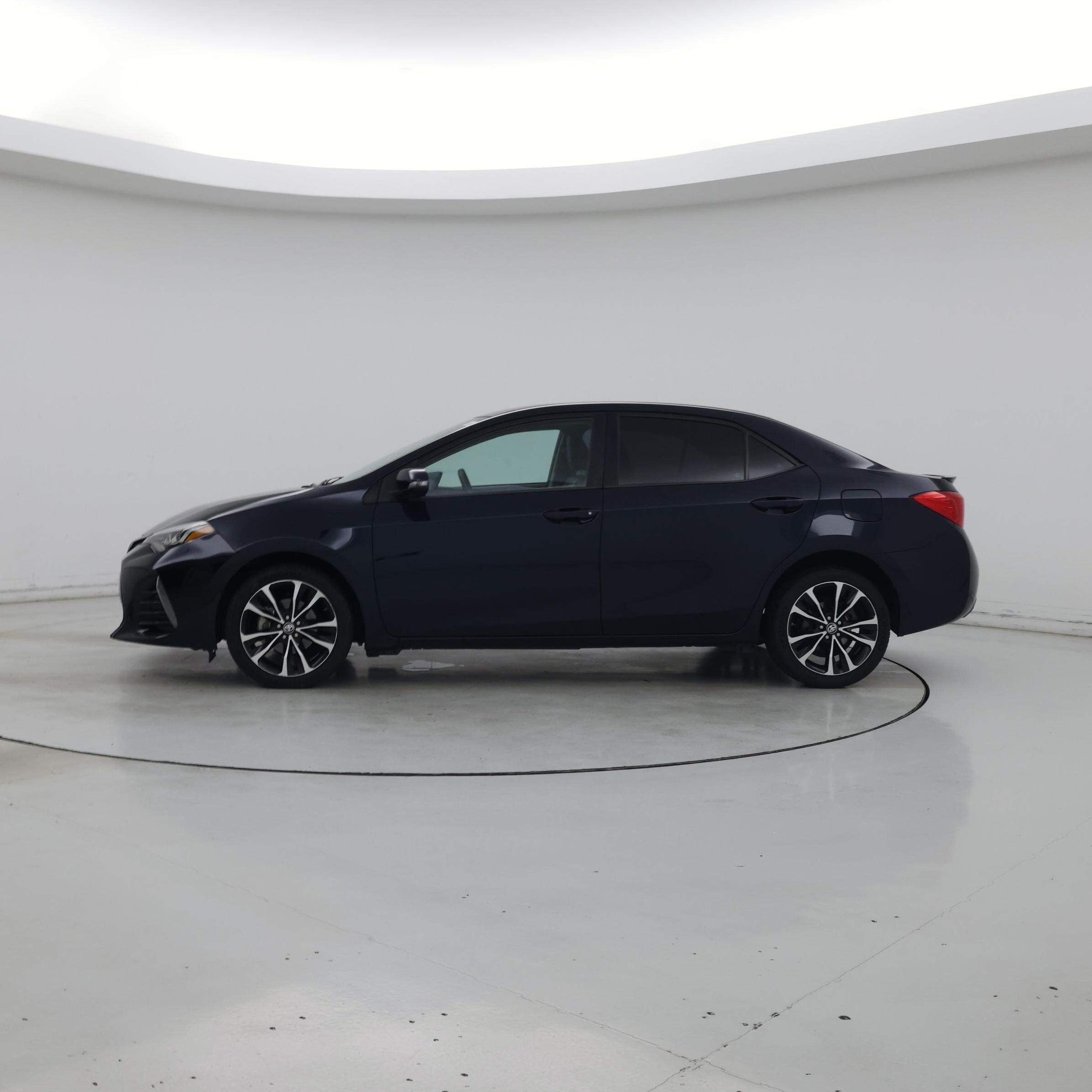 Thumbnail: 2019 Toyota Corolla - 3