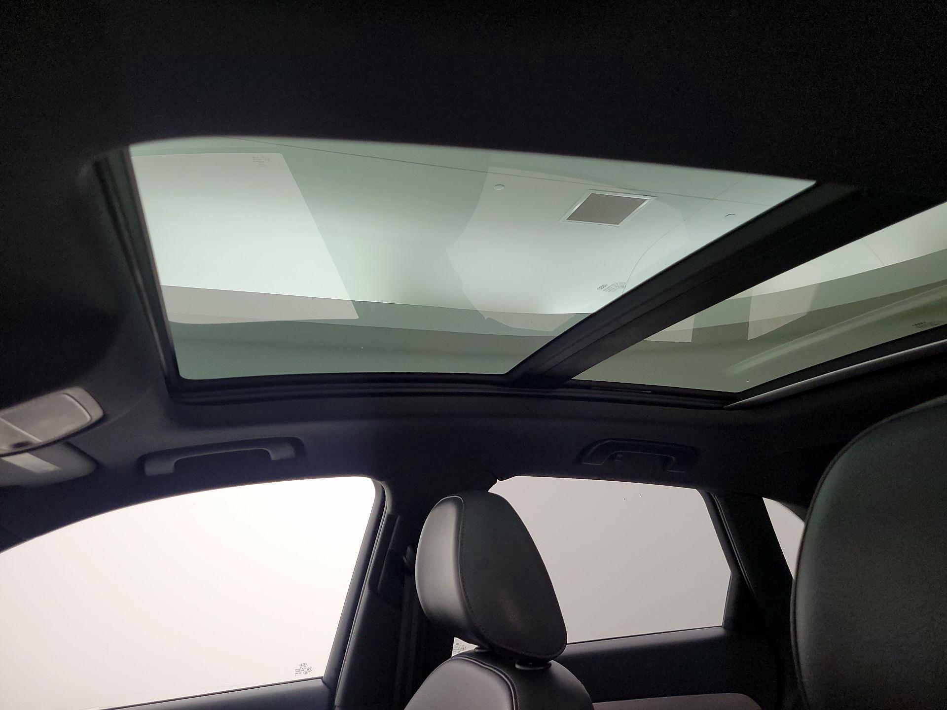 Thumbnail: 2015 Audi Q3 - 20