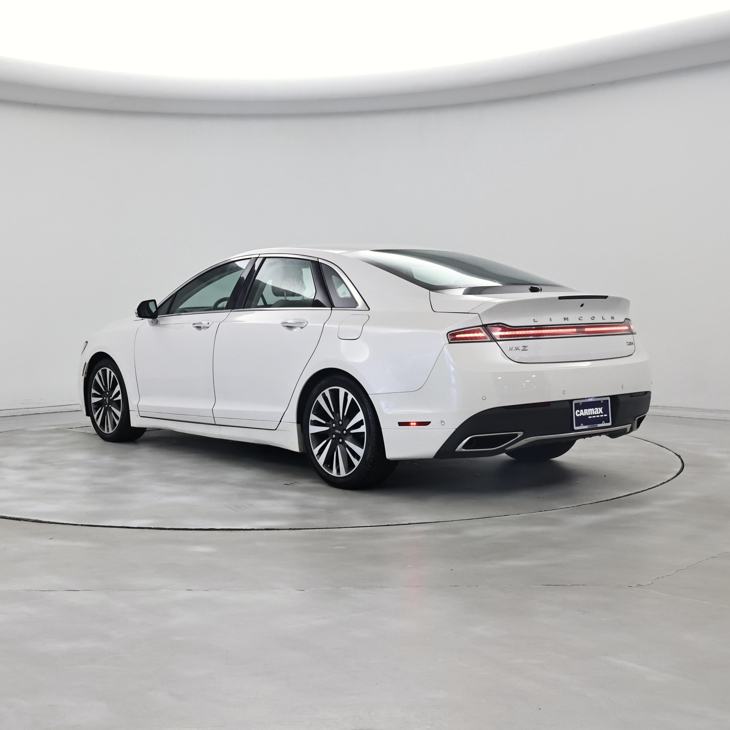 Thumbnail: 2019 Lincoln MKZ - 2