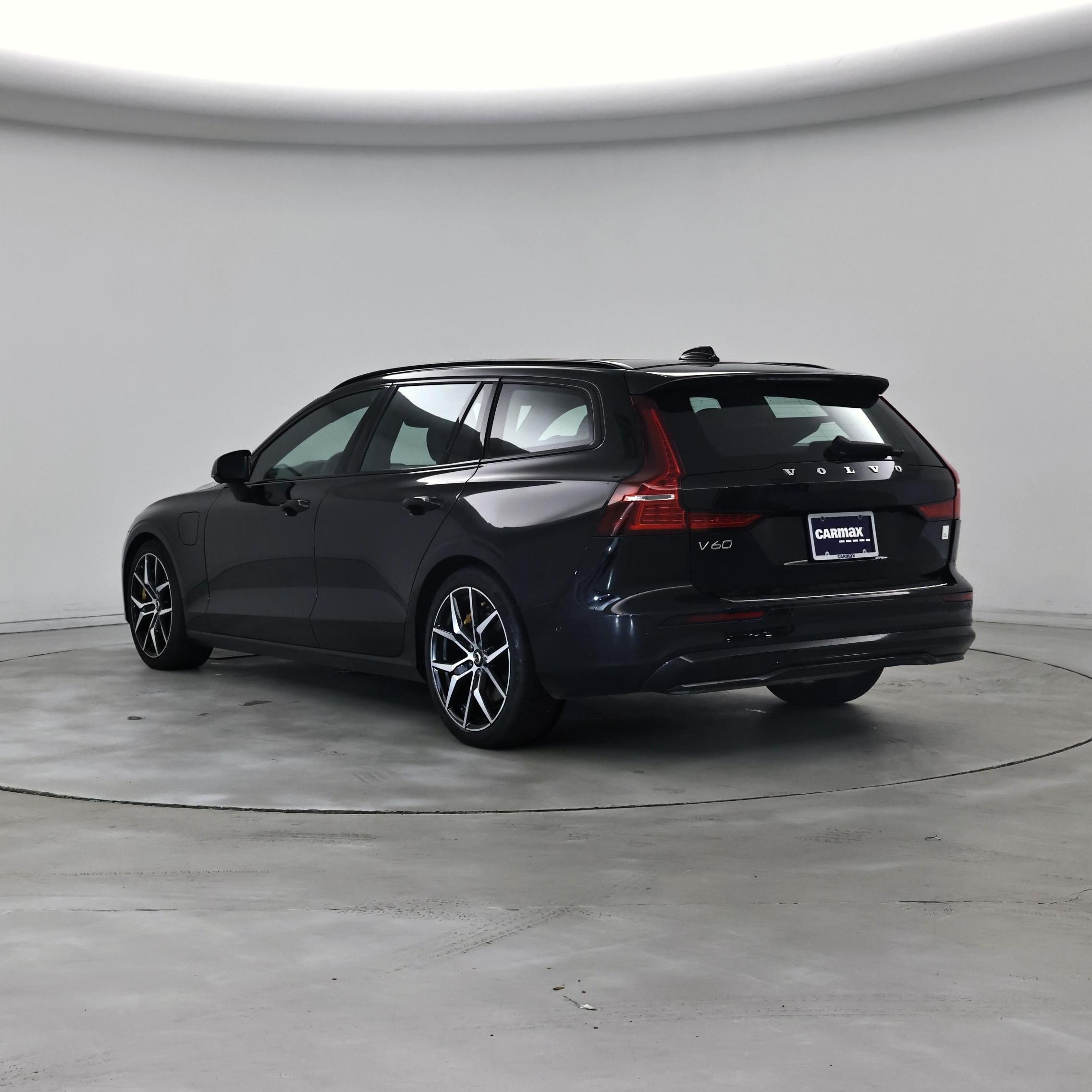 Thumbnail: 2024 Volvo V60 - 2
