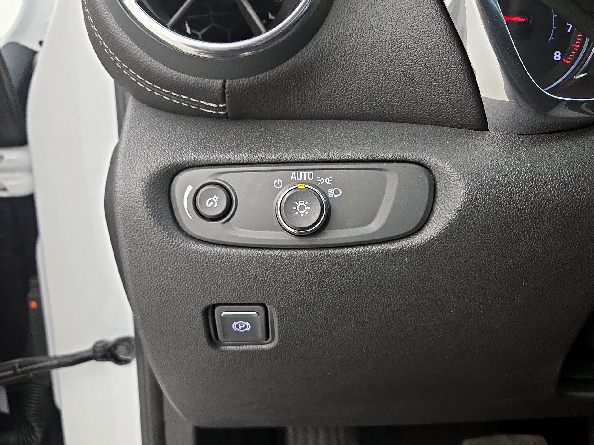 Thumbnail: 2023 Chevrolet Blazer - 13