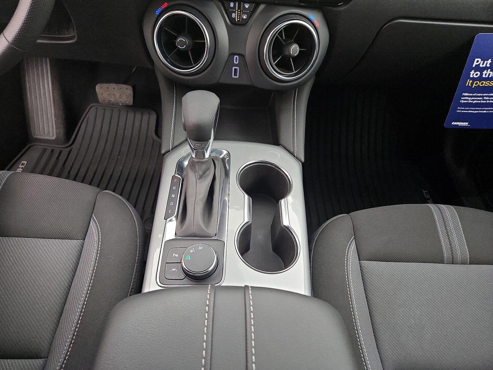 Thumbnail: 2023 Chevrolet Blazer - 17