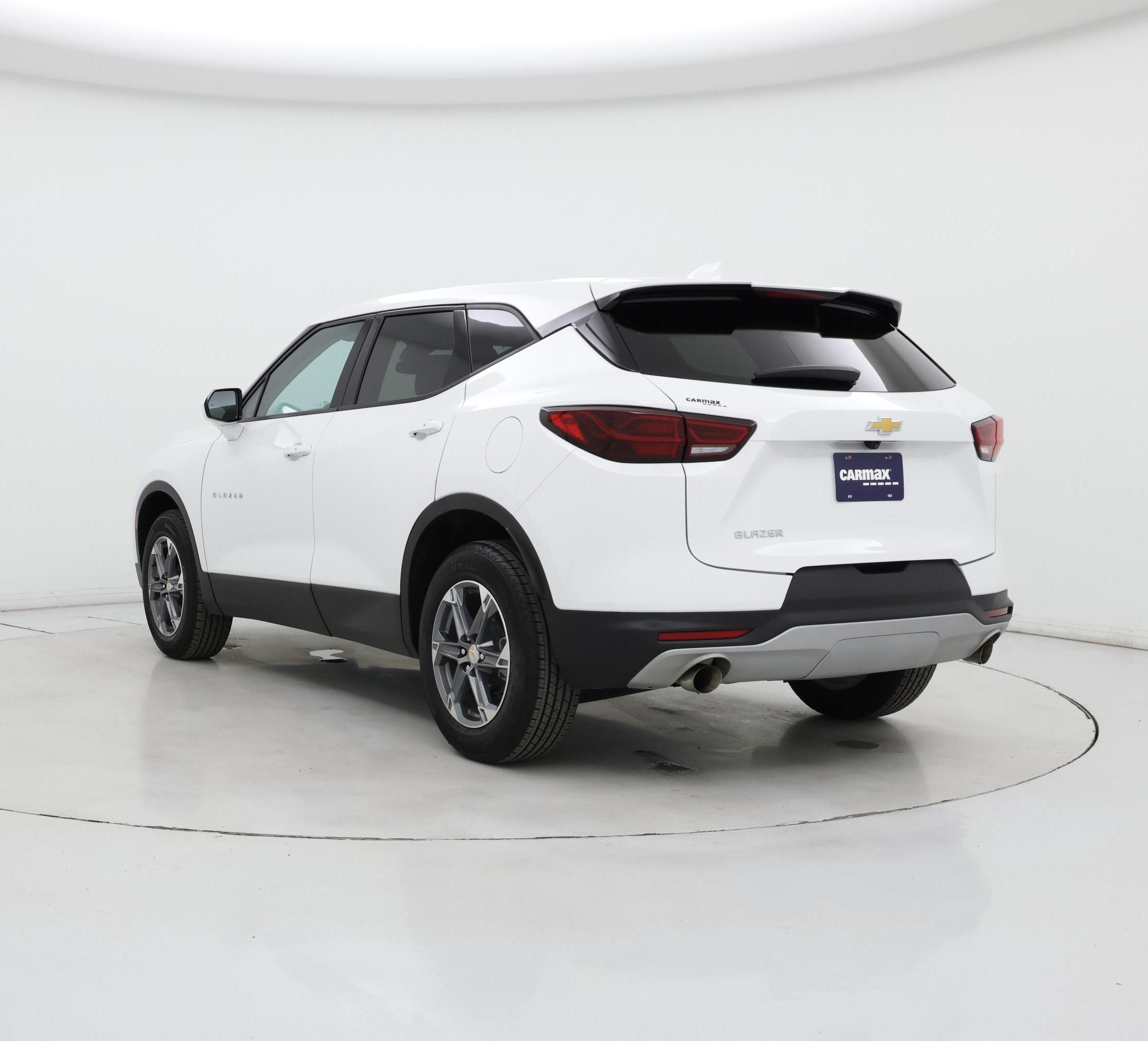 Thumbnail: 2023 Chevrolet Blazer - 2