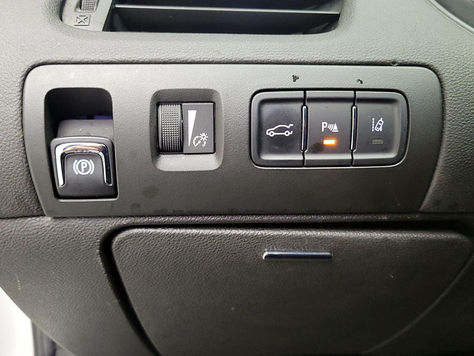 Thumbnail: 2014 Chevrolet Impala - 13