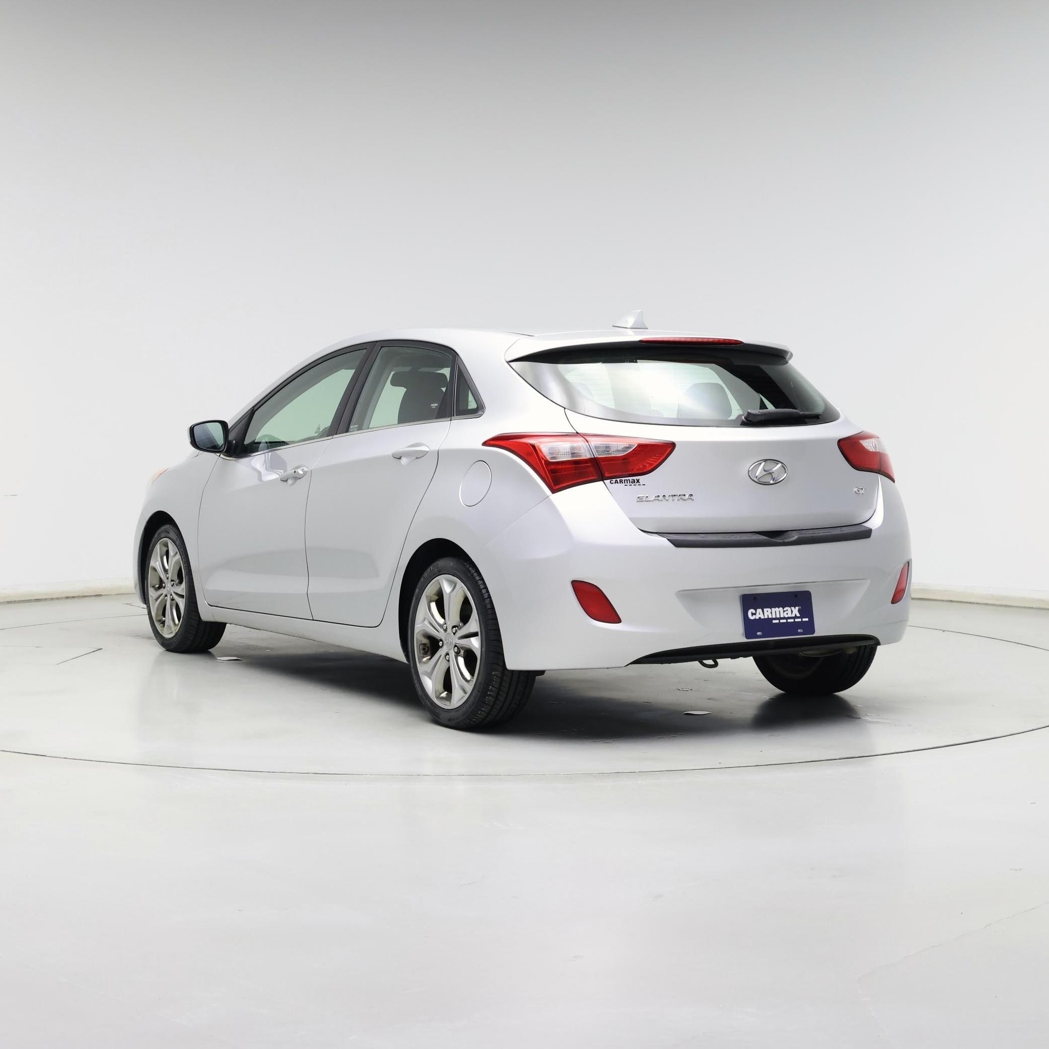 Thumbnail: 2013 Hyundai Elantra - 2