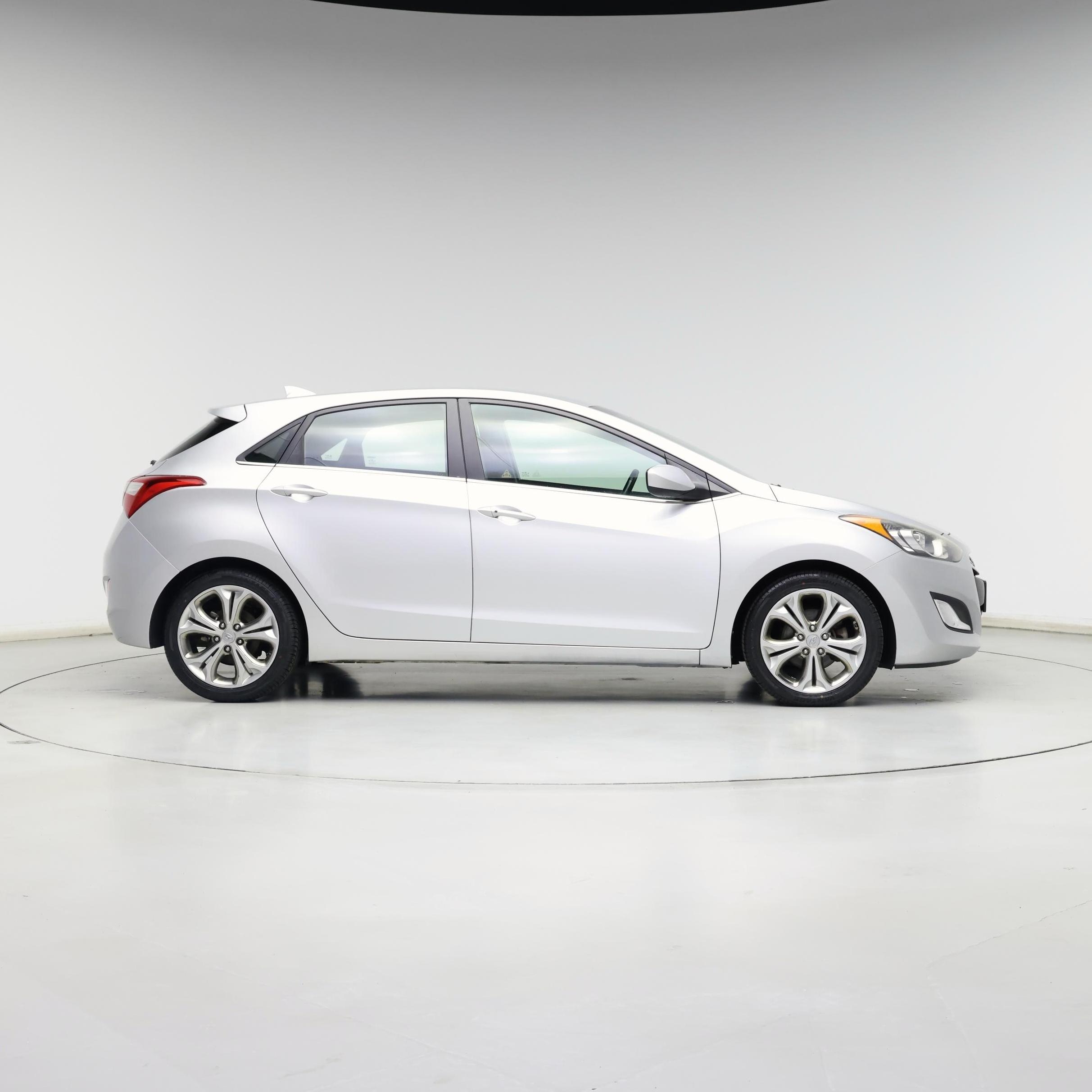 Thumbnail: 2013 Hyundai Elantra - 7
